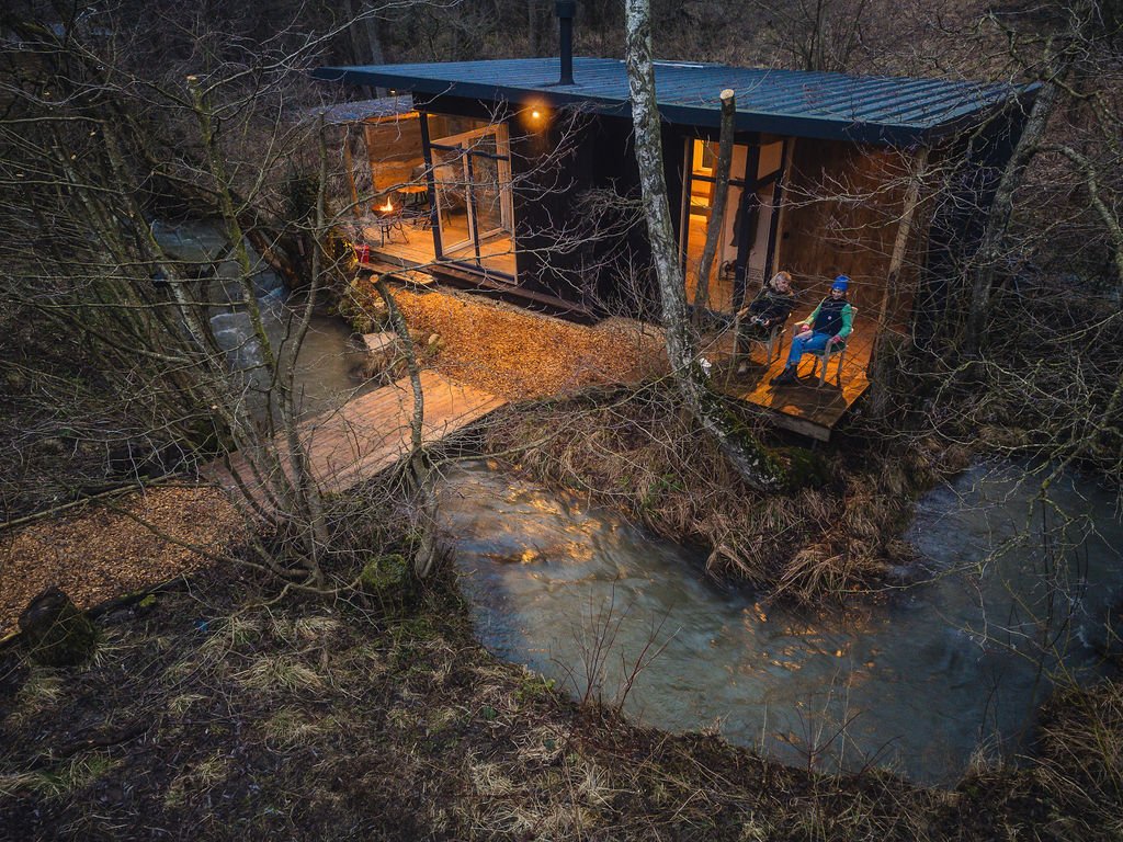 All situated on the stream