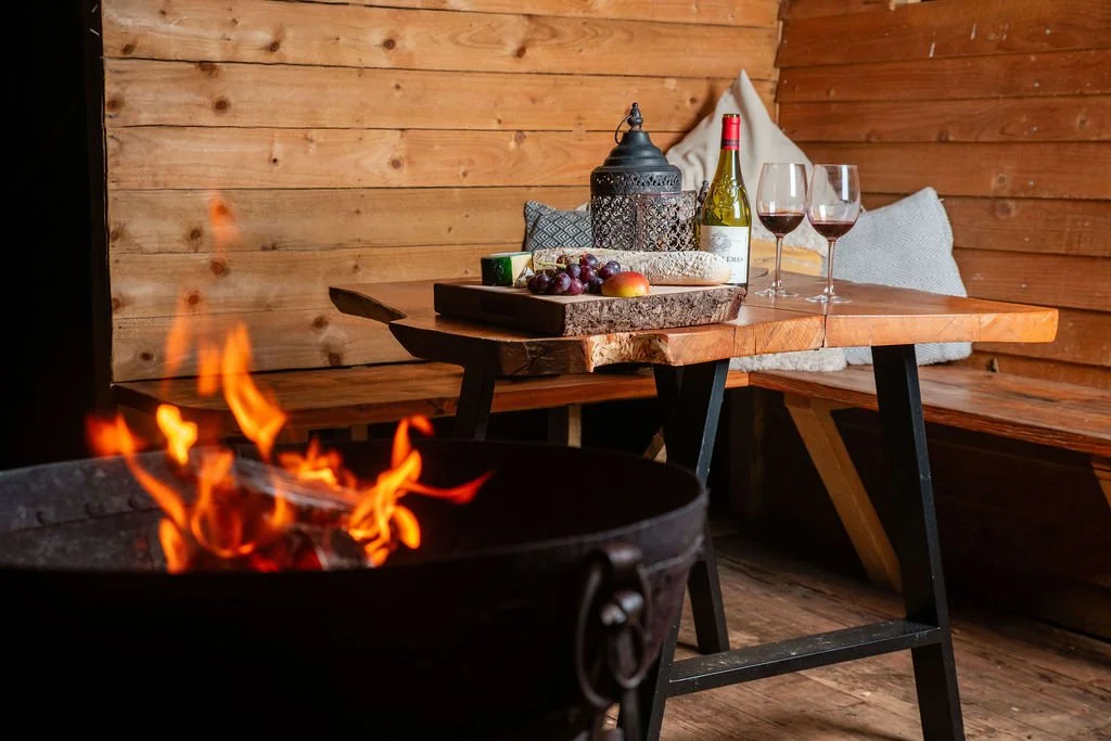 Outdoor covered area at Beck - modern cabin in the North York Moors 