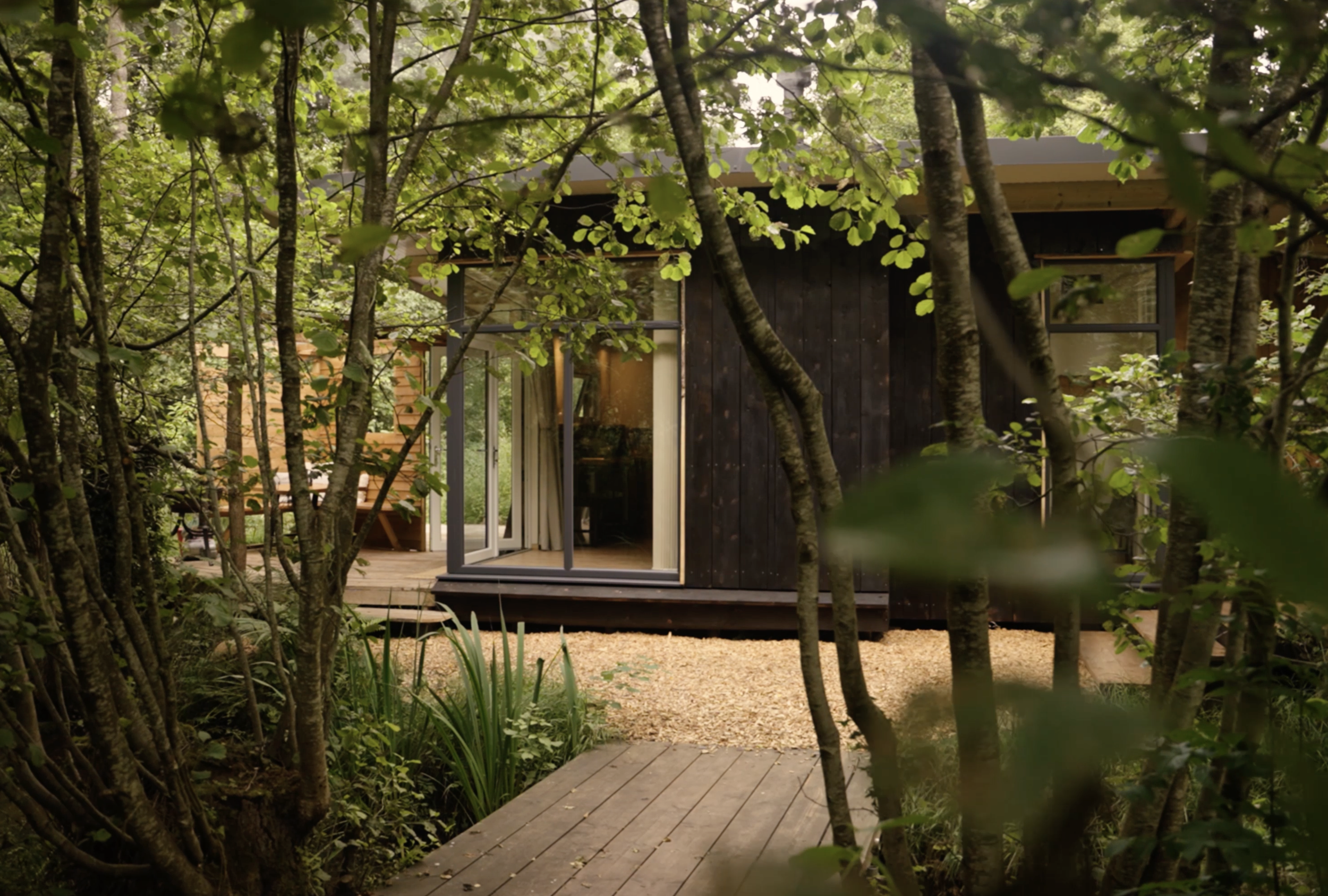 Beck off grid cabin in the woods in Yorkshire 