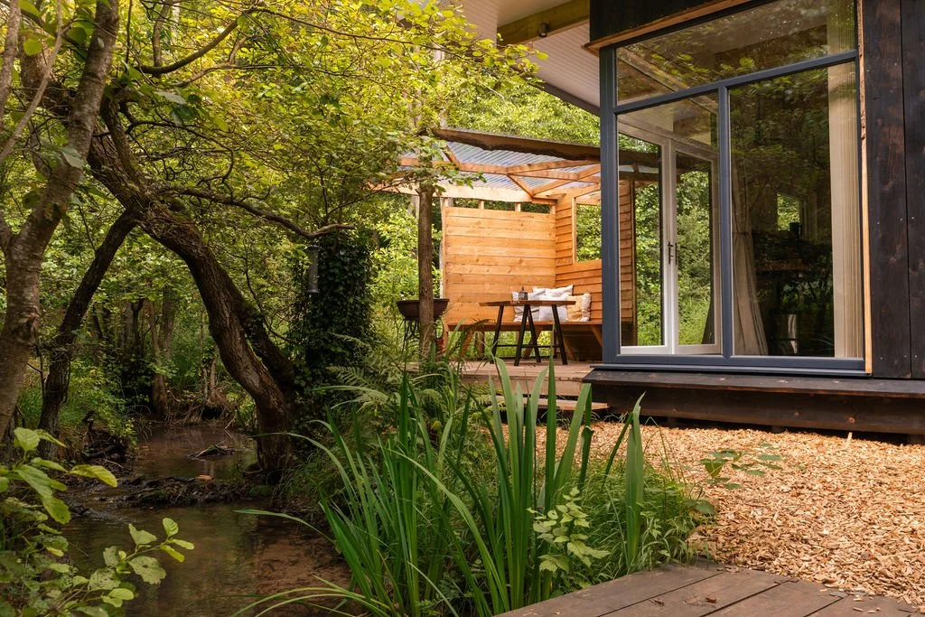 Huge corner windows at Beck