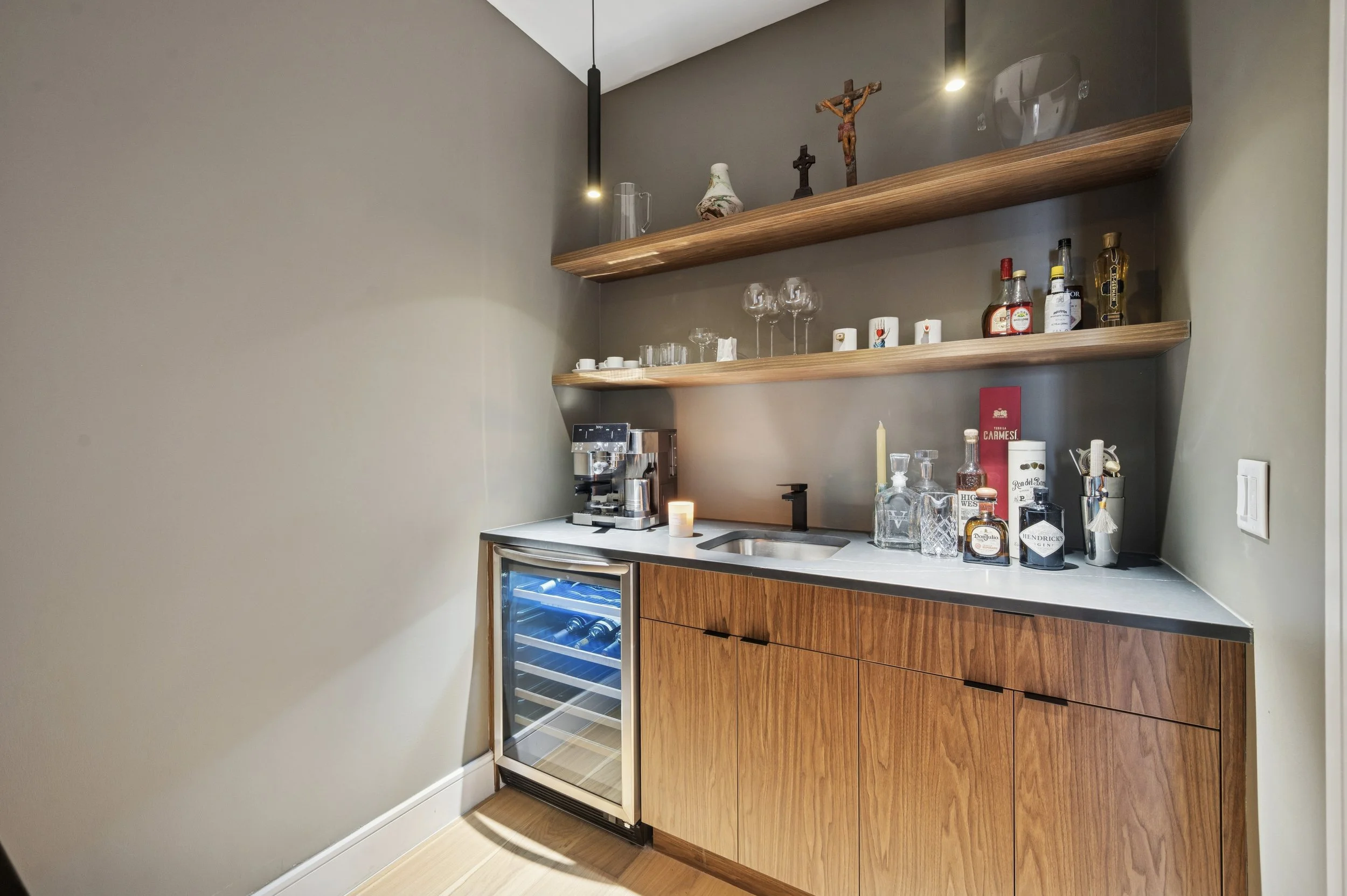 16-327 Fountain St_16.jpg