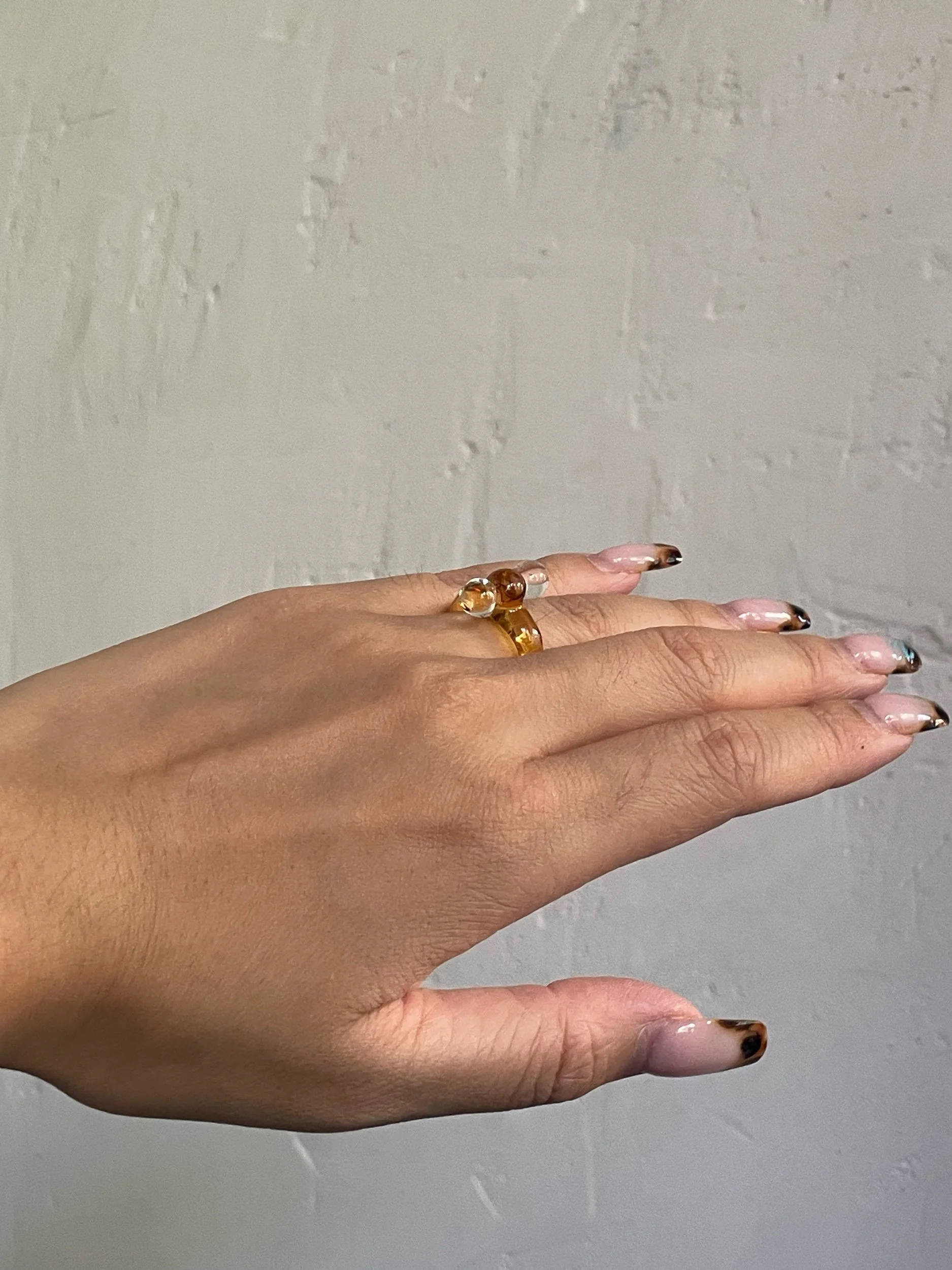 Anillo Blessed Eye Studio AM Deco. Anillo de vidrio de borosilicato esferas.  Madrid