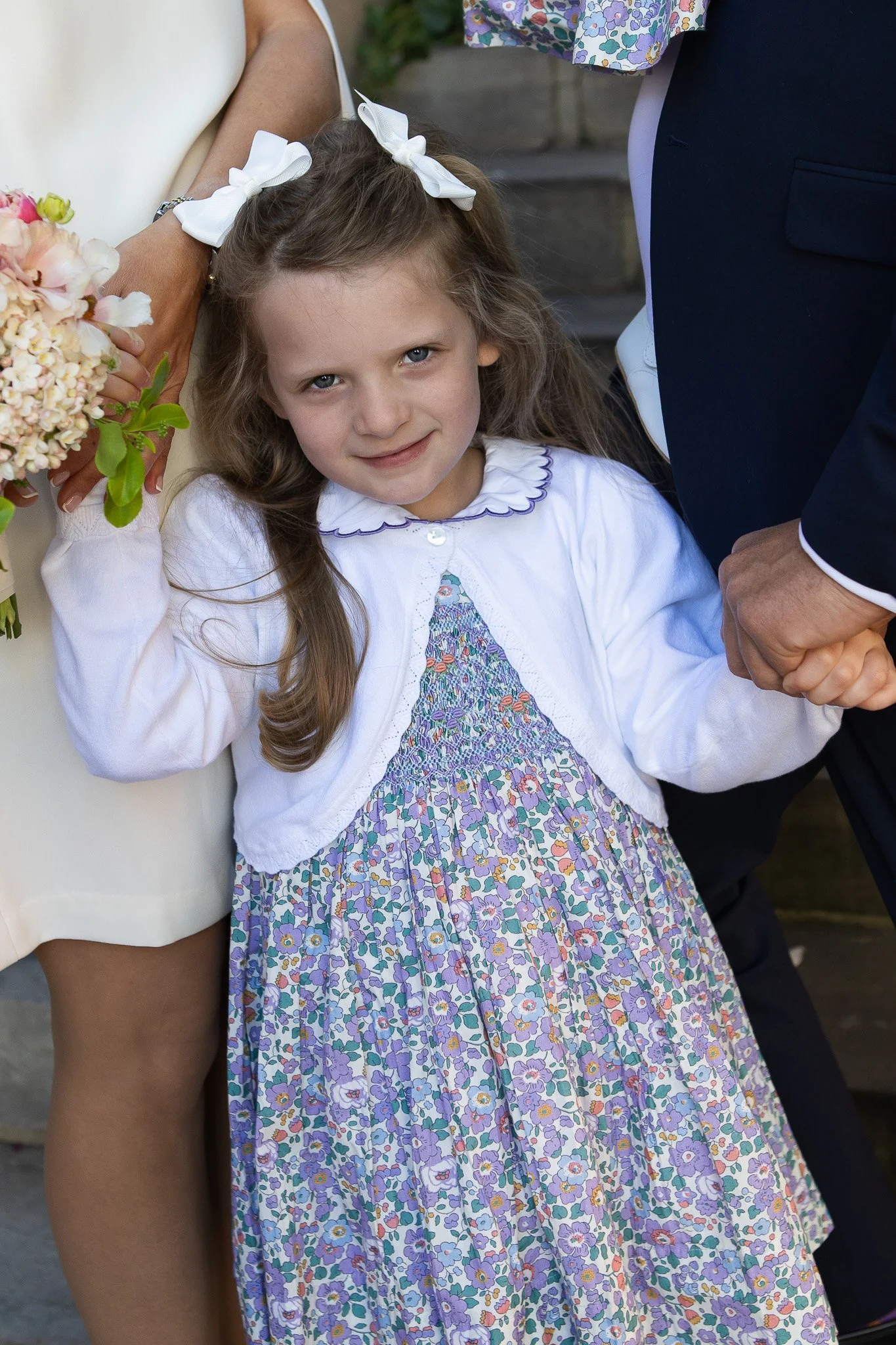 natural relaxed family wedding photography.jpg