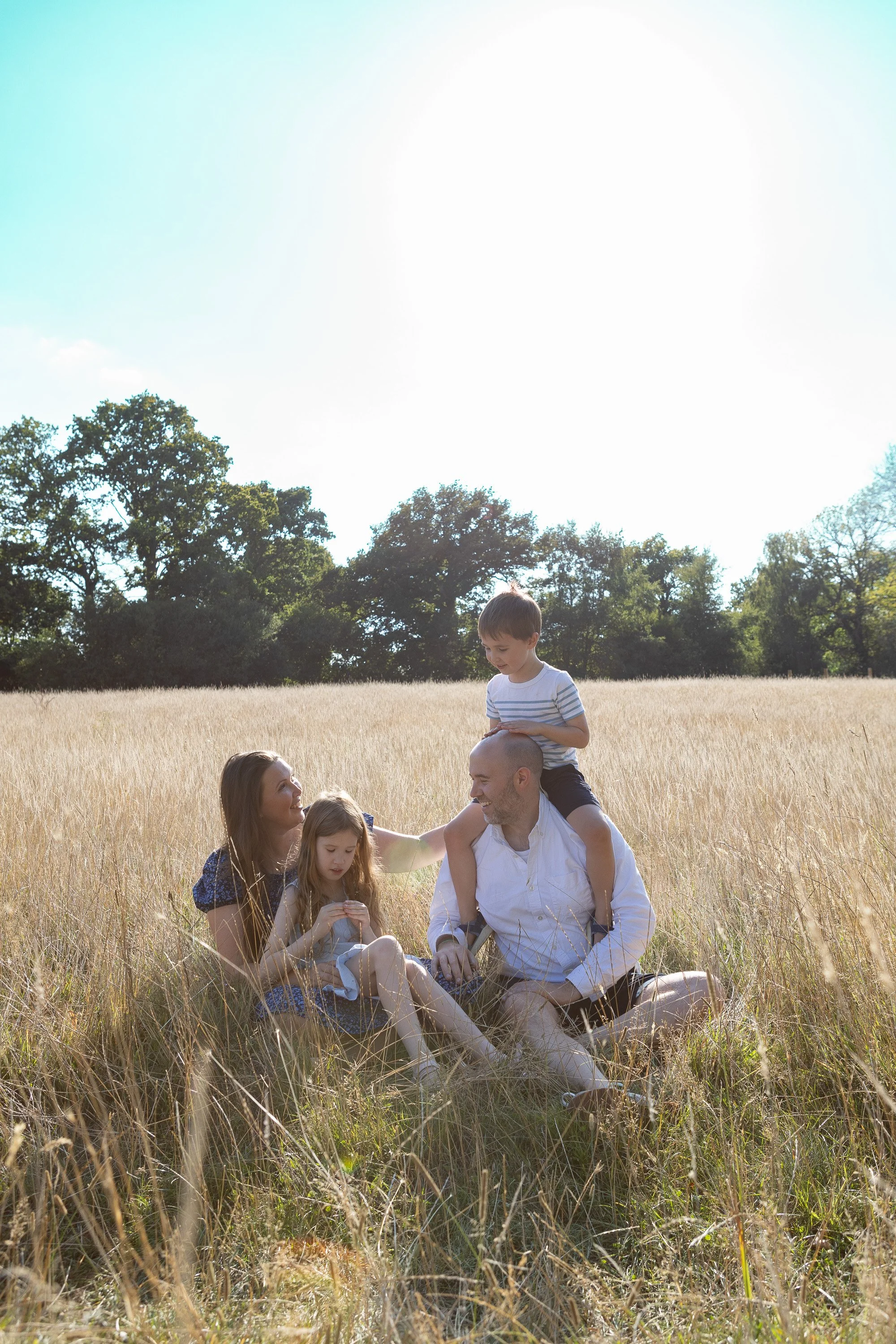 natural-lifestyle-family-portraits-kent.jpg