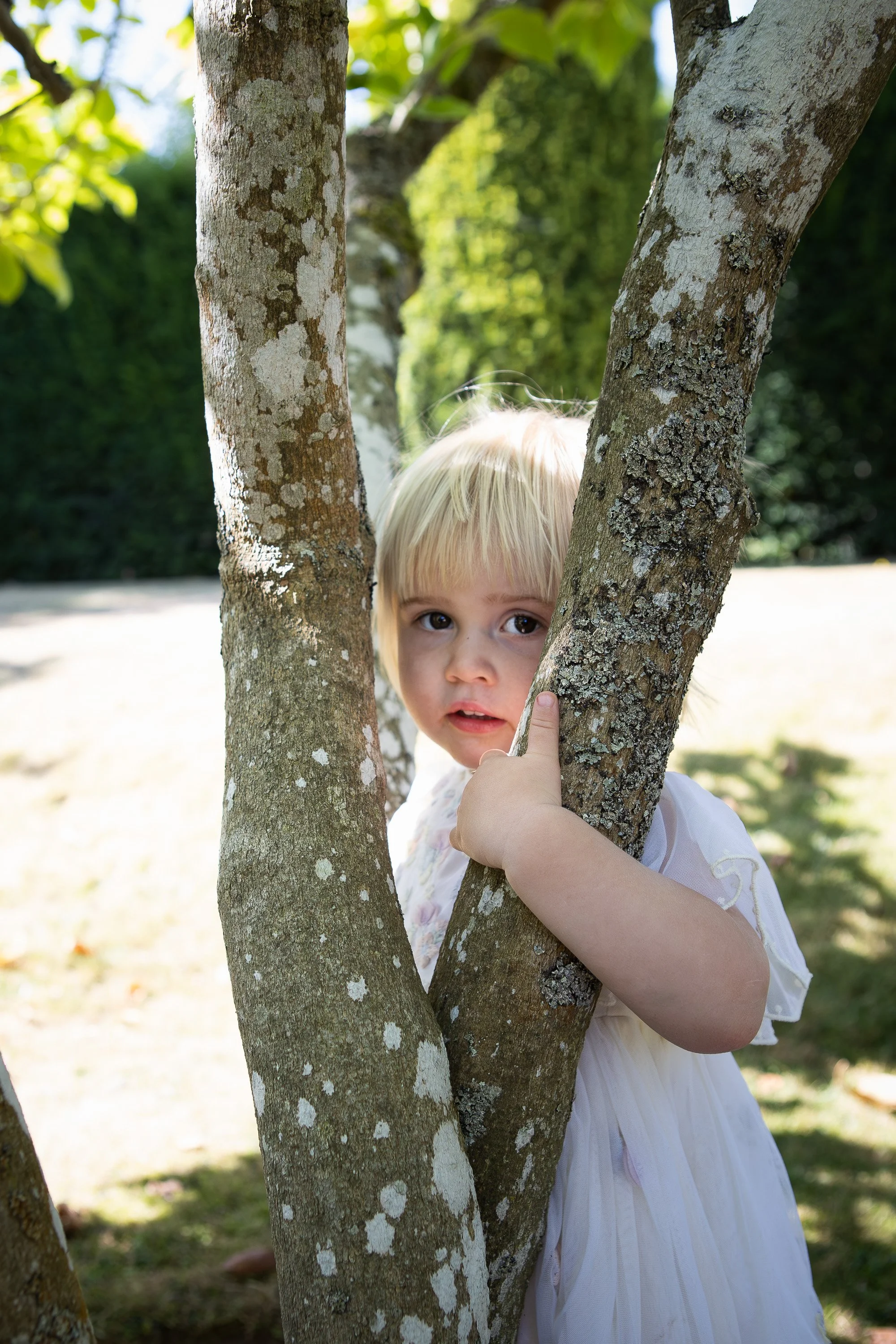 sevenoaks-family-photo-session-outdoors.jpg