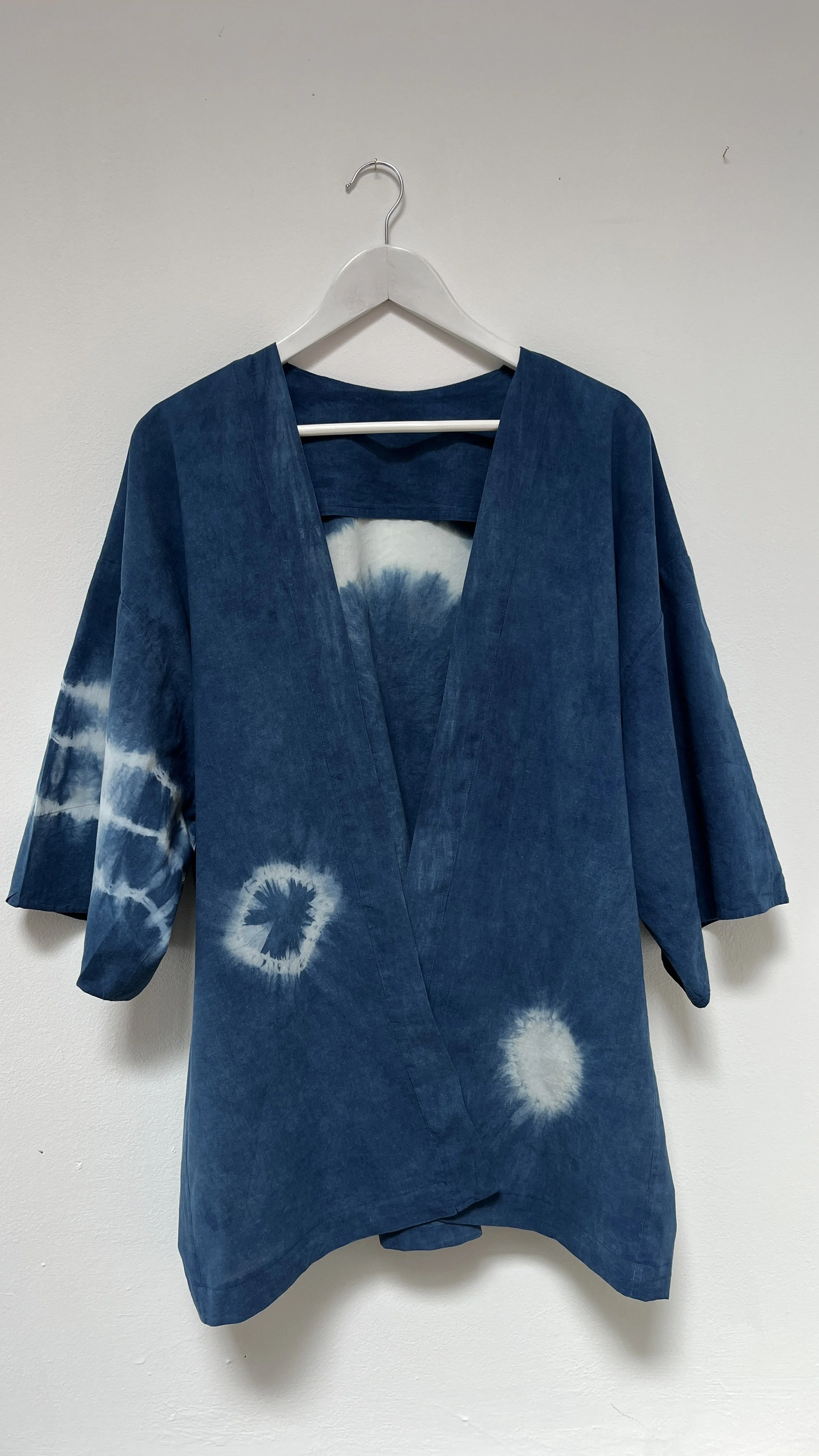 Artisan Indigo Robe blouse kimono designed and handmade in the netherlands unique design