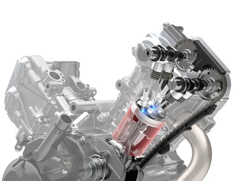 645 cm³ V-twinmotor
