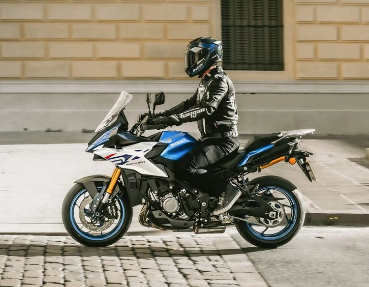 Suzuki Road Adaptive Stabilization (SRAS)