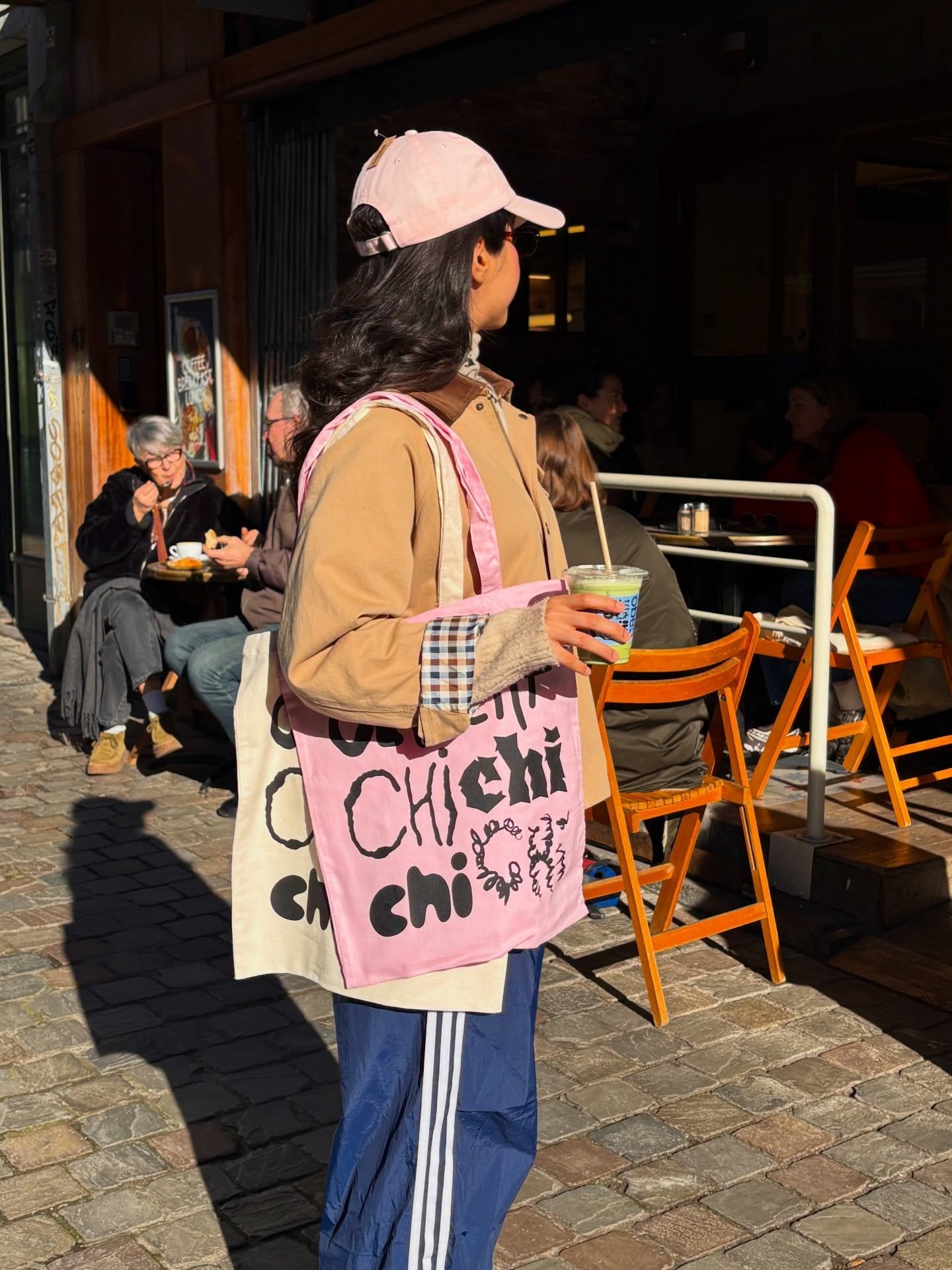 The kind of merch that goes with everything⭐️

📍Chicago Brussels  Rue de flandre 45
Kitchen 9-3pm (2:30 weekdays)
Coffee 9-4pm 
-
#merch #brusselsfood