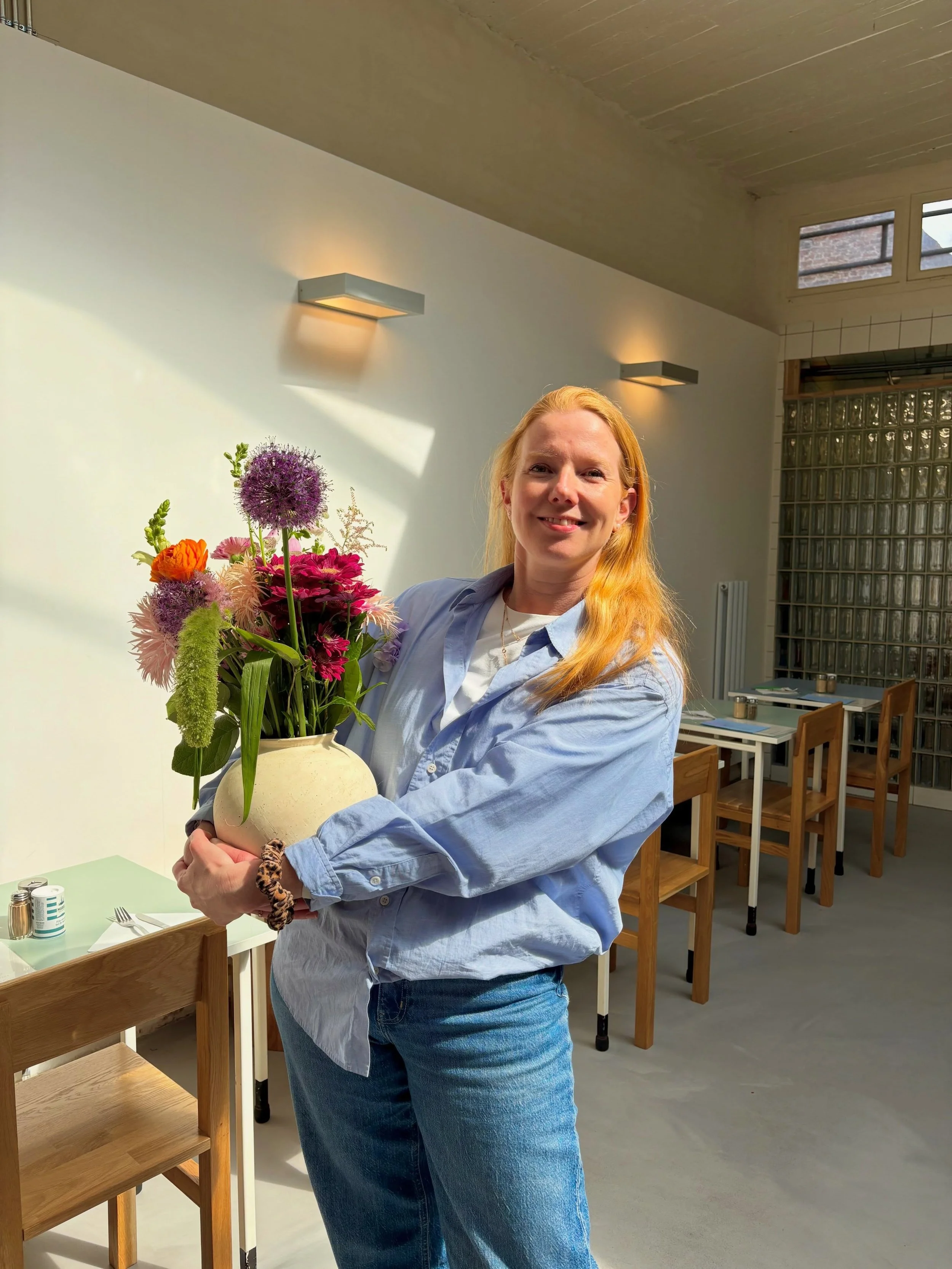 It&rsquo;s our lady boss Julie&rsquo;s birthday today 🎂💐
Show Julie some love in the comments 💞