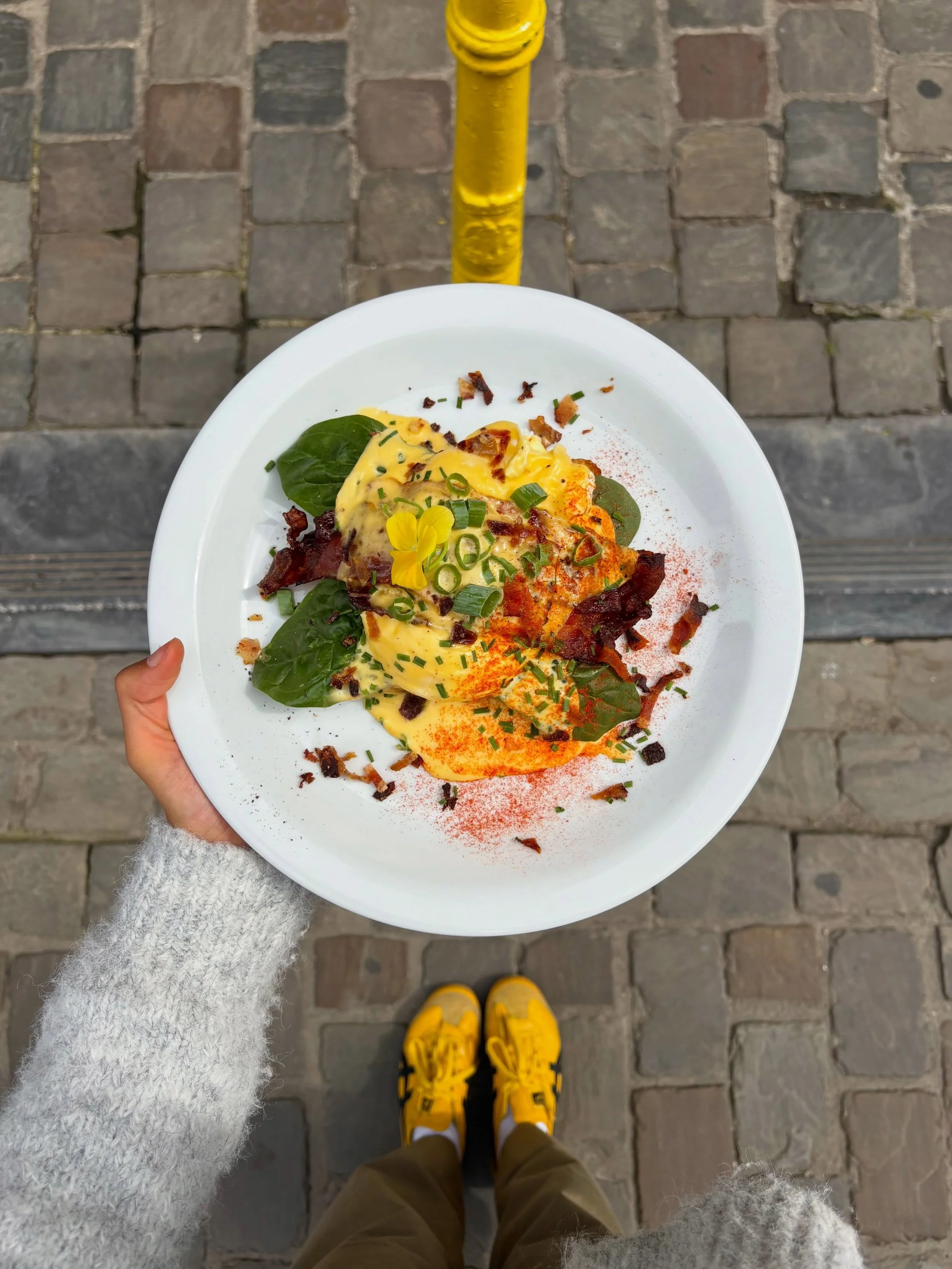 Your Saturday, served!!

📍Chicago Brussels  Rue de flandre 45
Kitchen 9-3pm (2:30 weekdays)
Coffee 9-4pm 
-
#brusselsfood #brunchspots