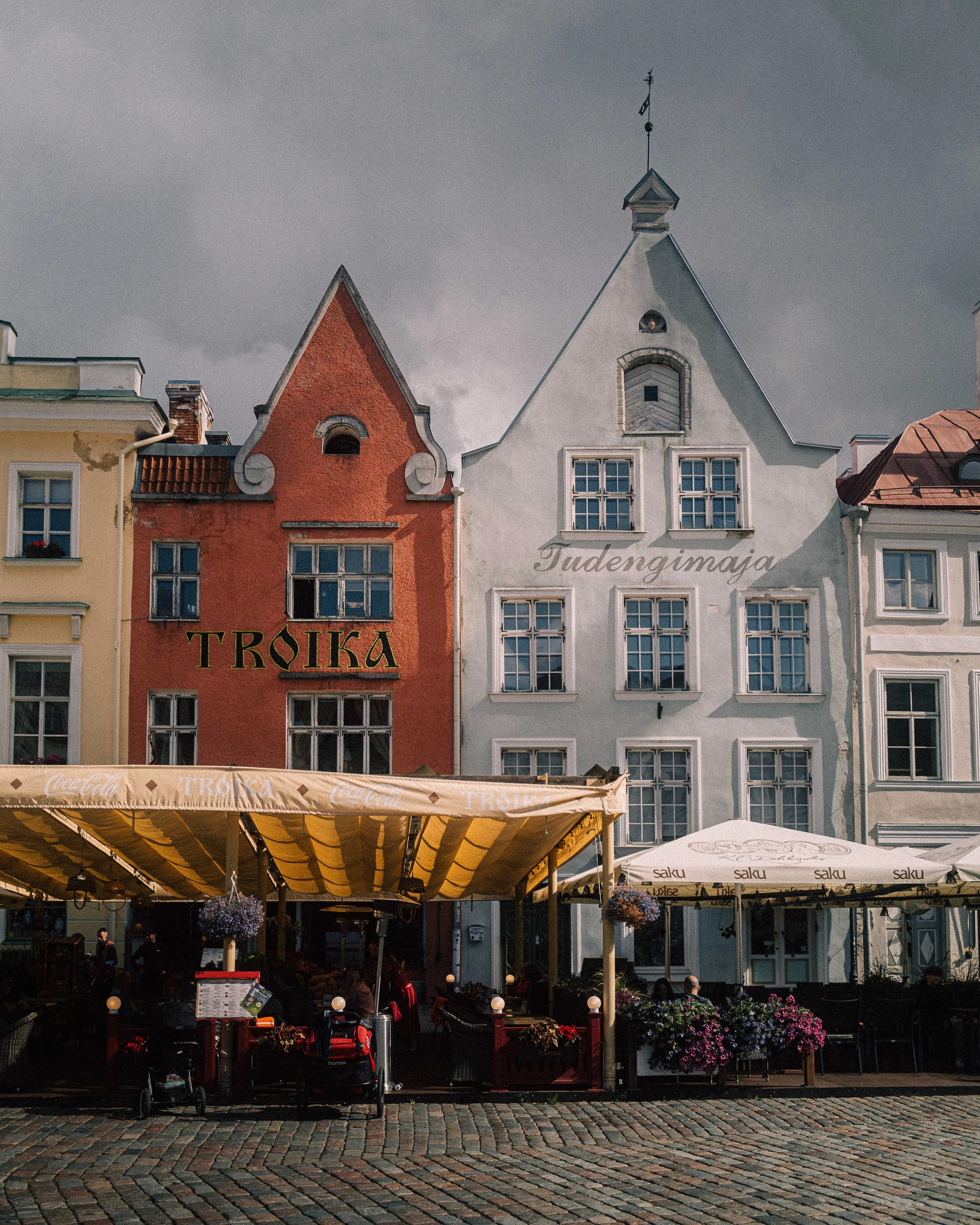 L1930765.jpg