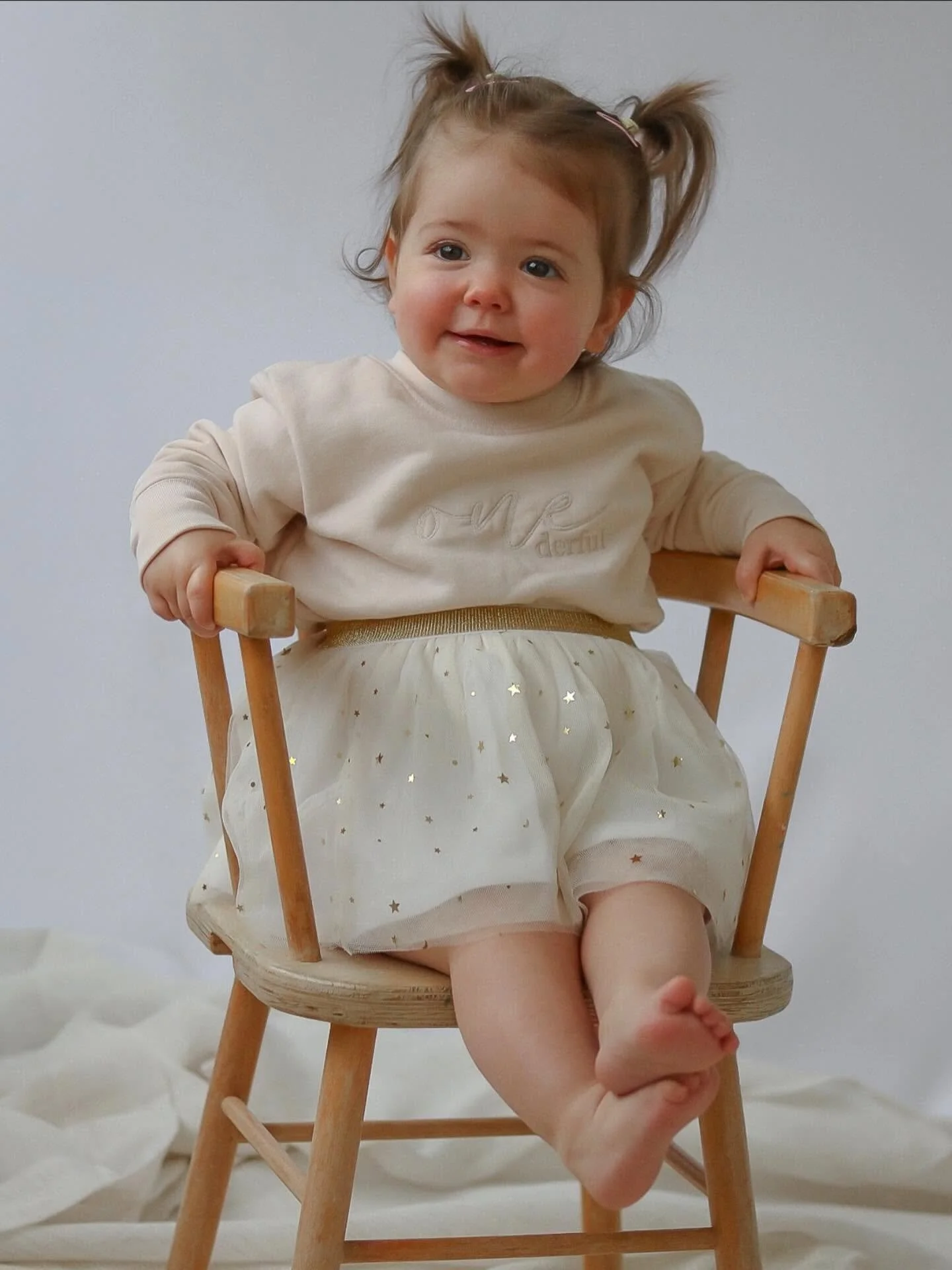 Could she be any cuter @dcmclambert ! Loved taking these pics of your little one 😍
