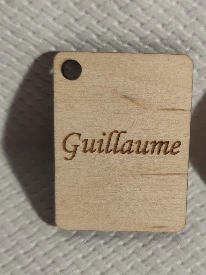 Porte clé en bois prénom masculin