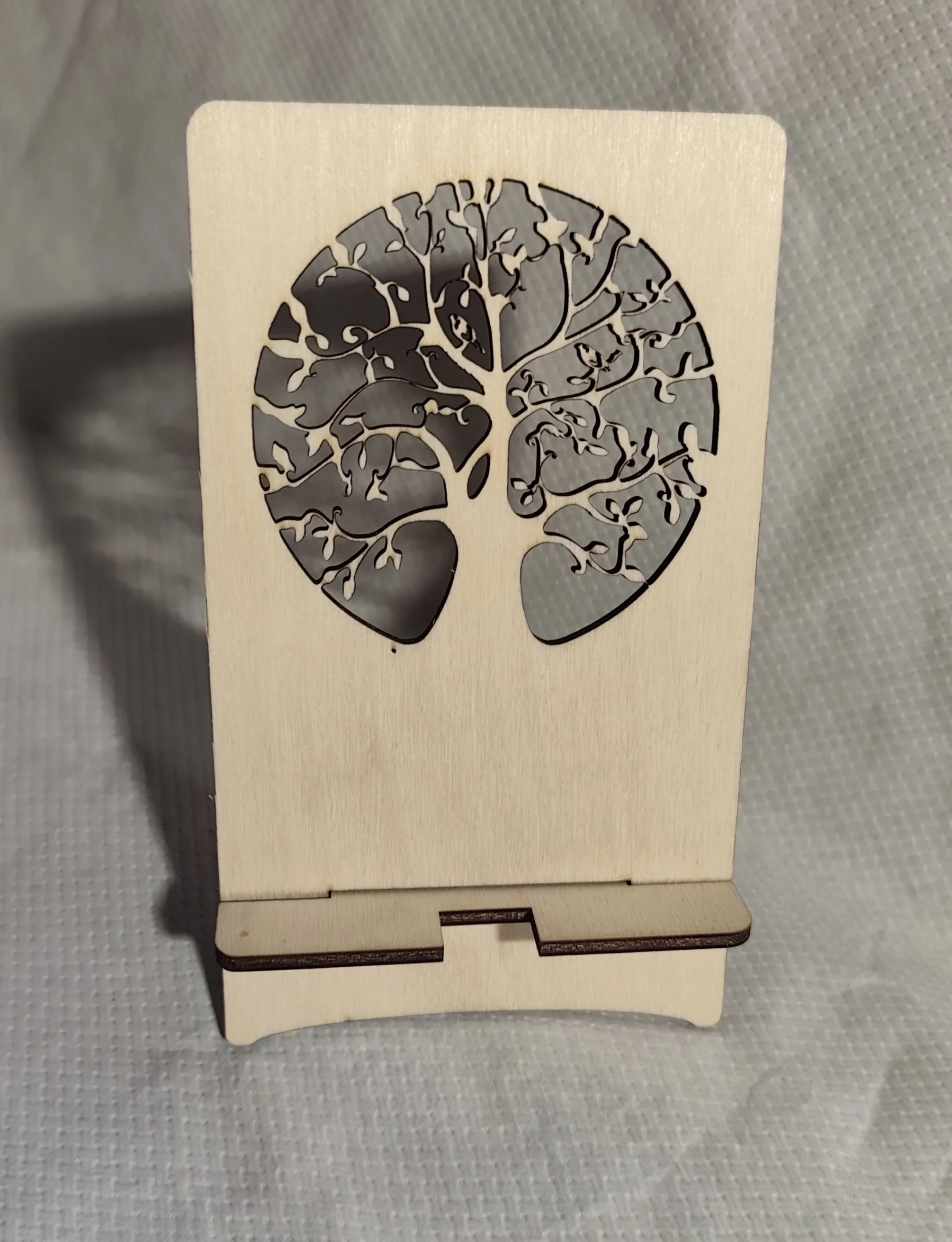 Support de Téléphone avec dessin découpé