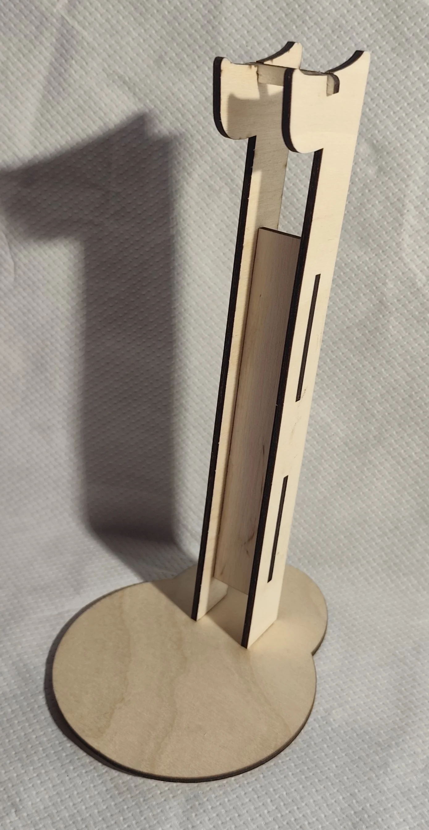 Support de Casque en Bois Élégant