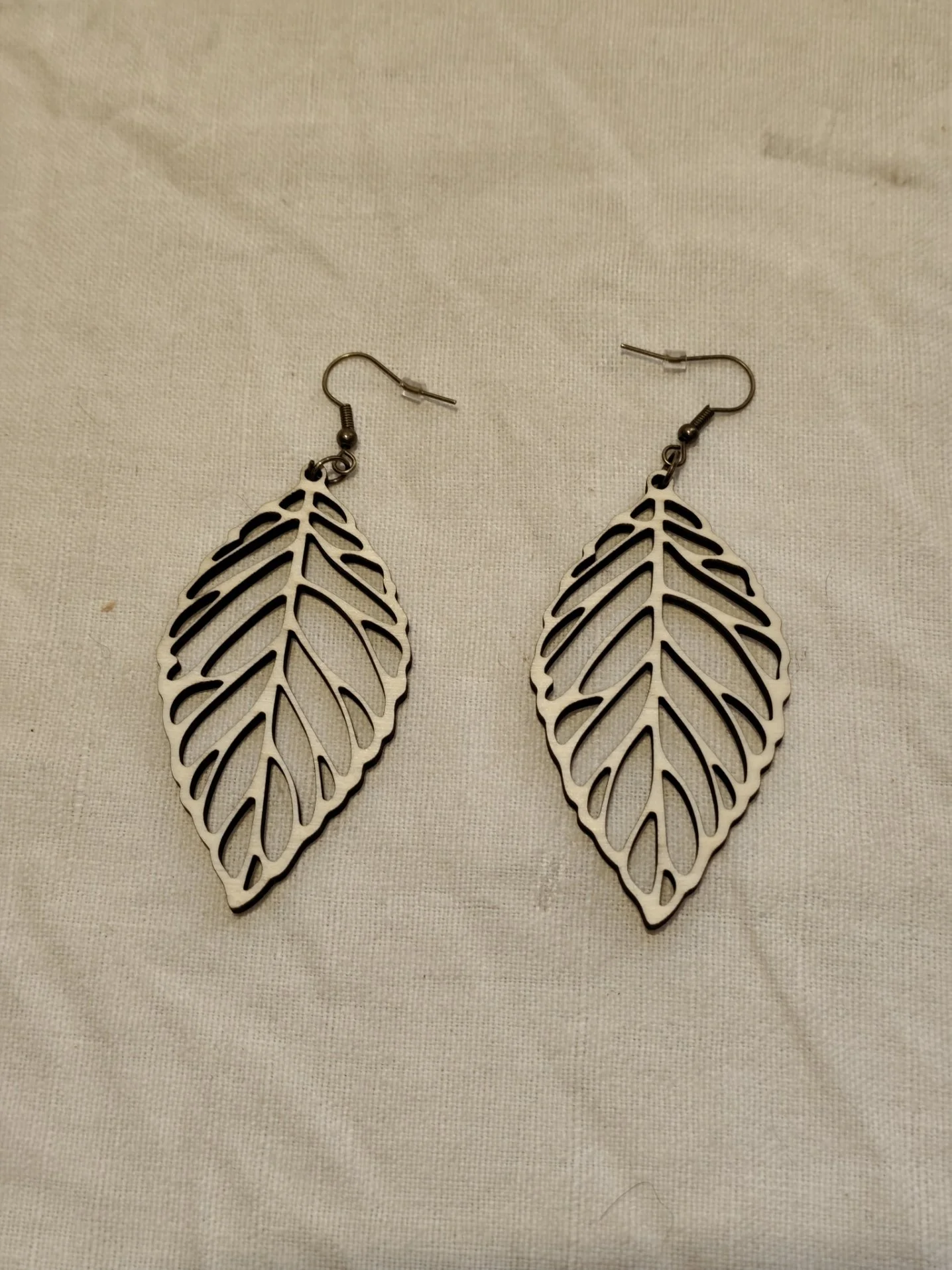 Boucles d'oreilles Feuille Découpée au Laser