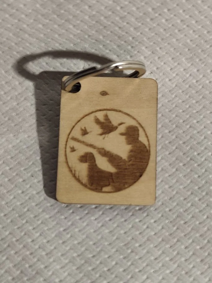 Porte-clés en Bois Gravé Chasse et pèche