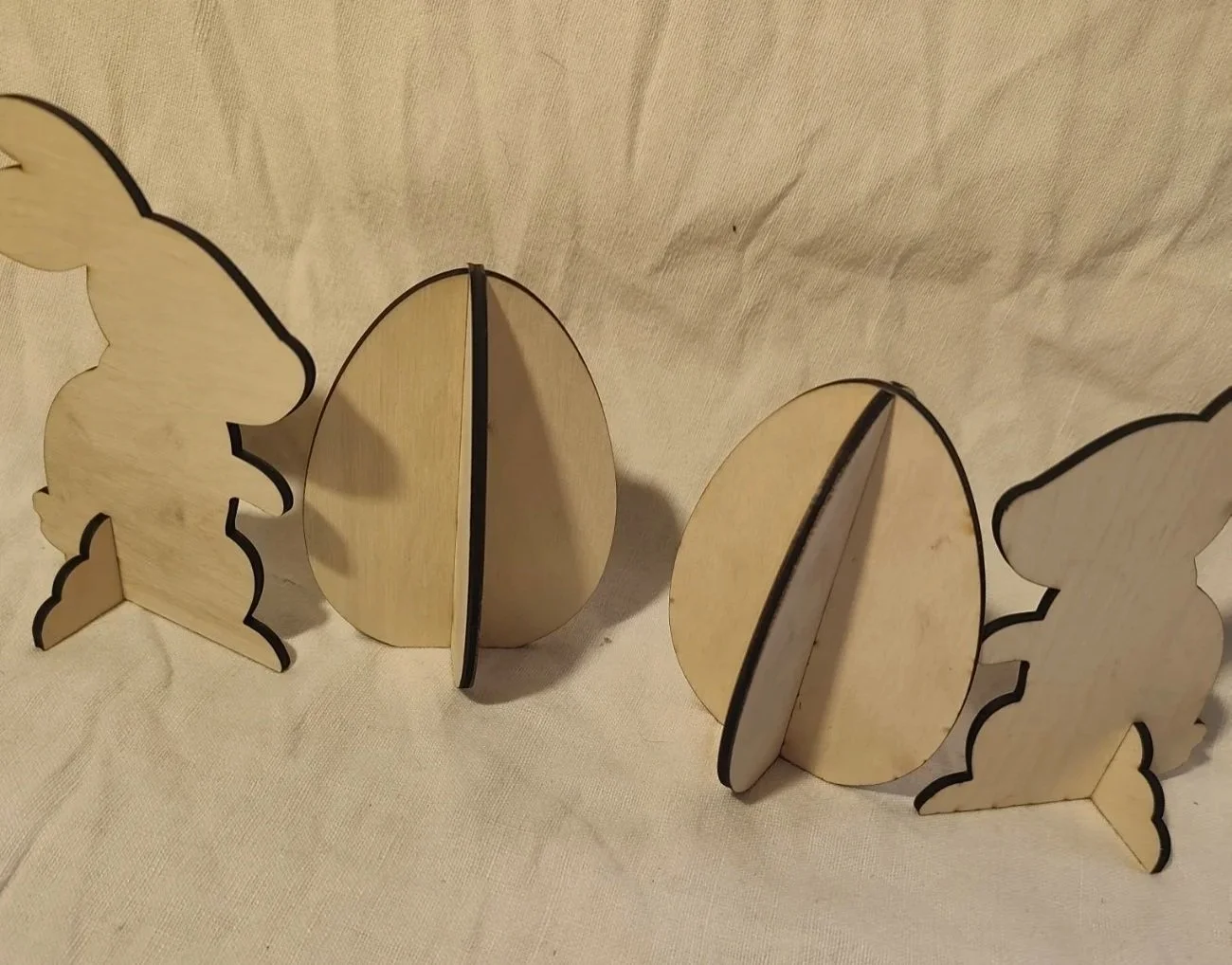 Décoration de Pâques simple : Œuf et Lapin