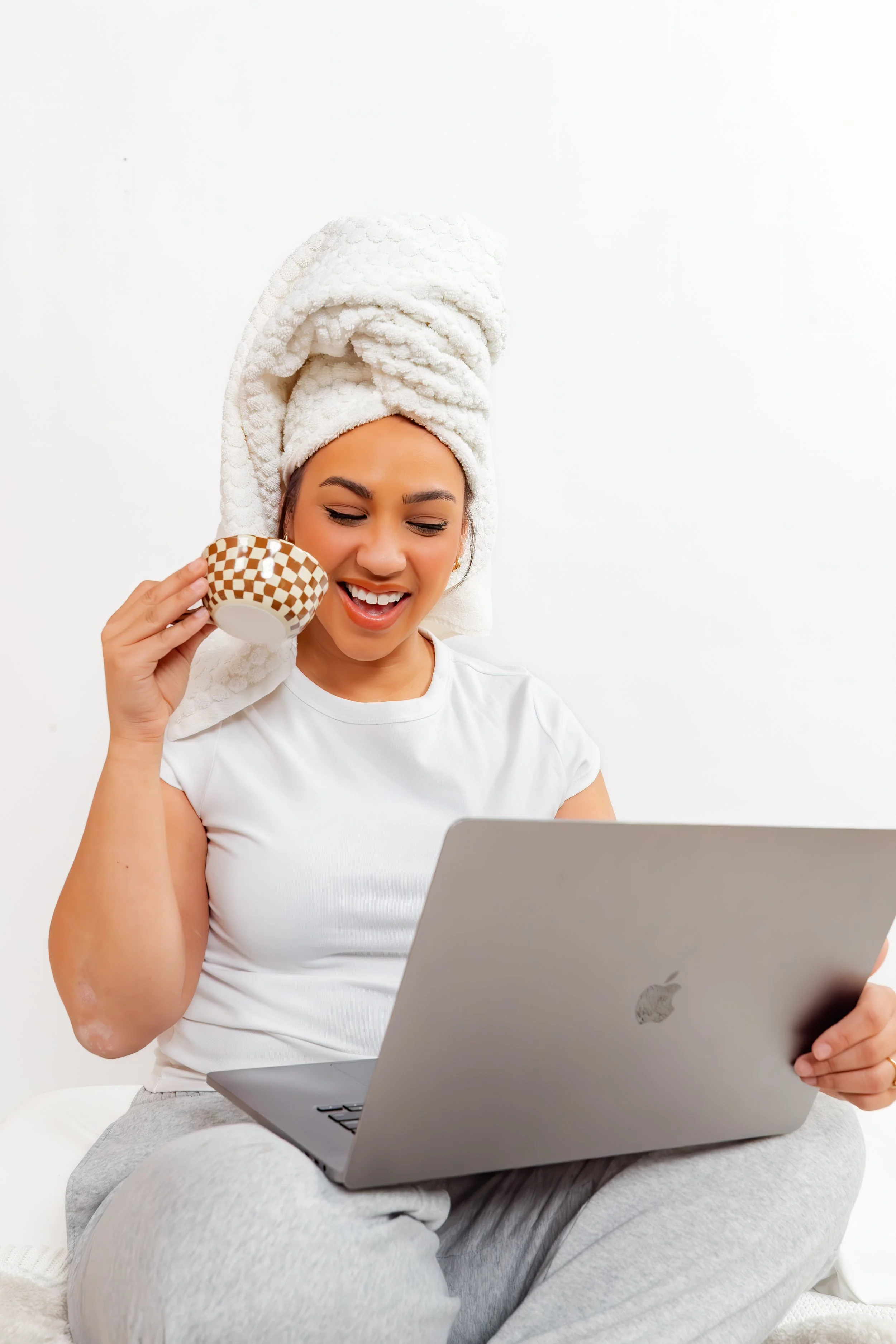 19 Cozy Self Care Products for College Students That Actually Get Used
