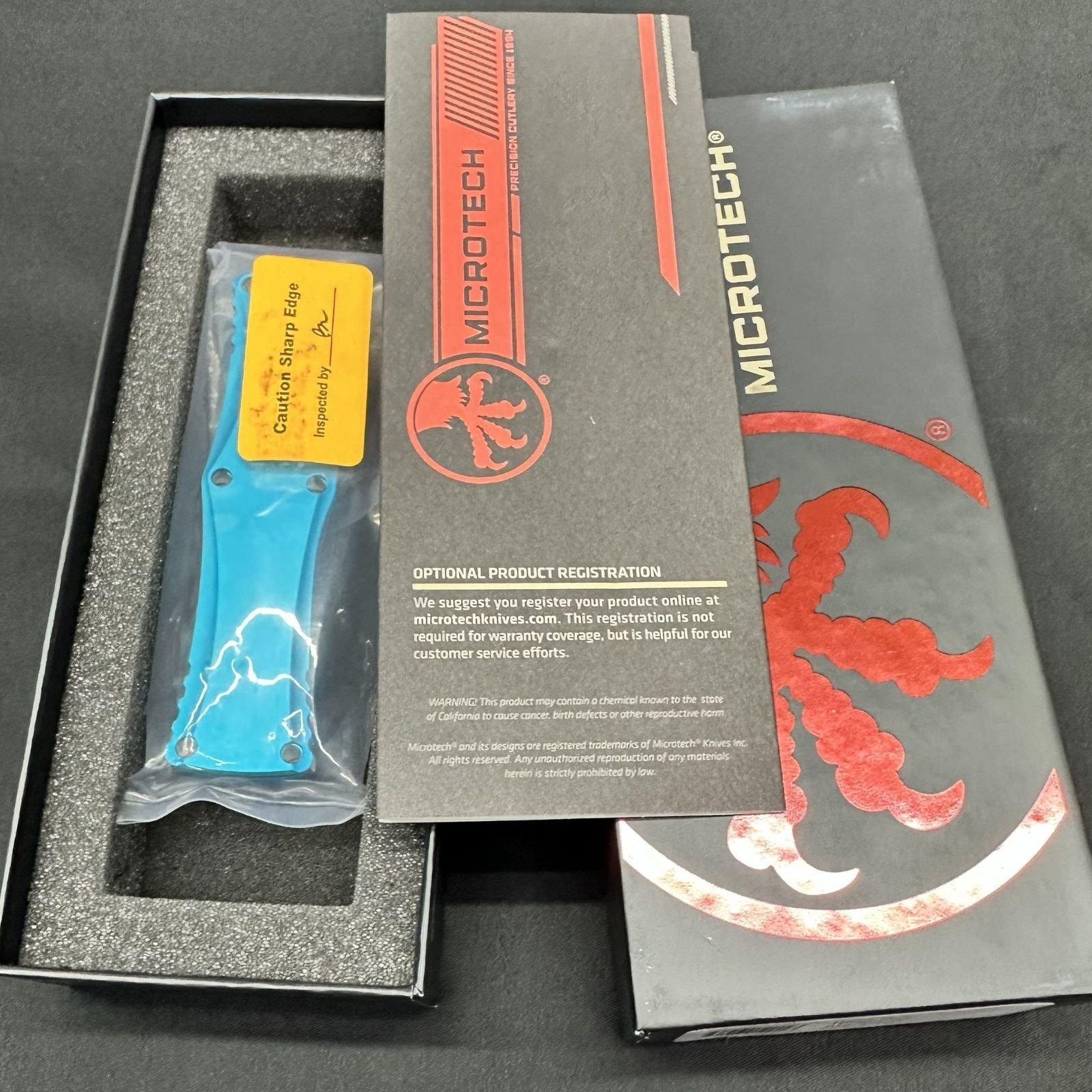 Microtech Turquoise Hera OTF Knife, Black Dagger Blade