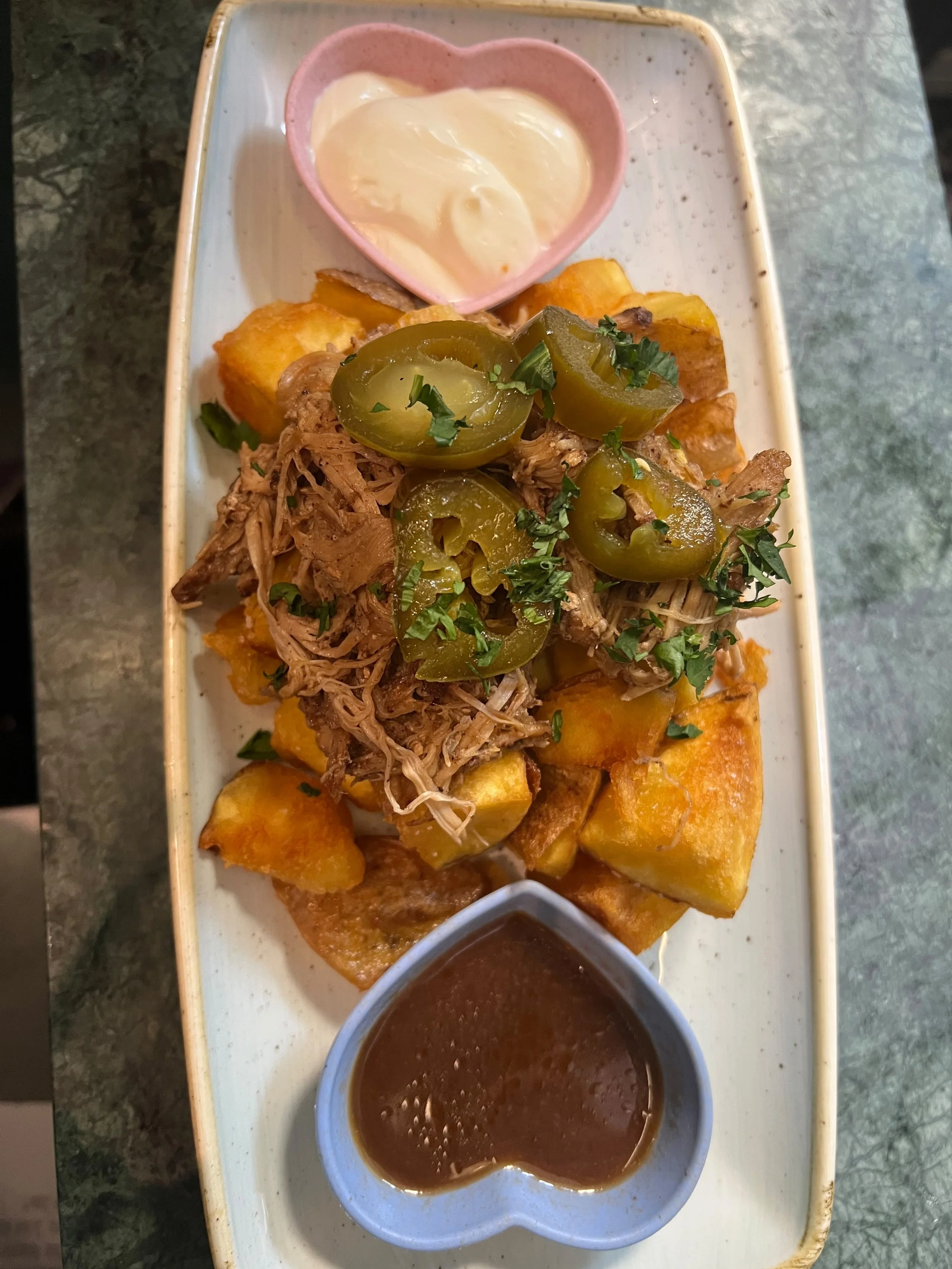 Pulled Pork Patatas Bravas Brunch Alsur Café Barcelona
