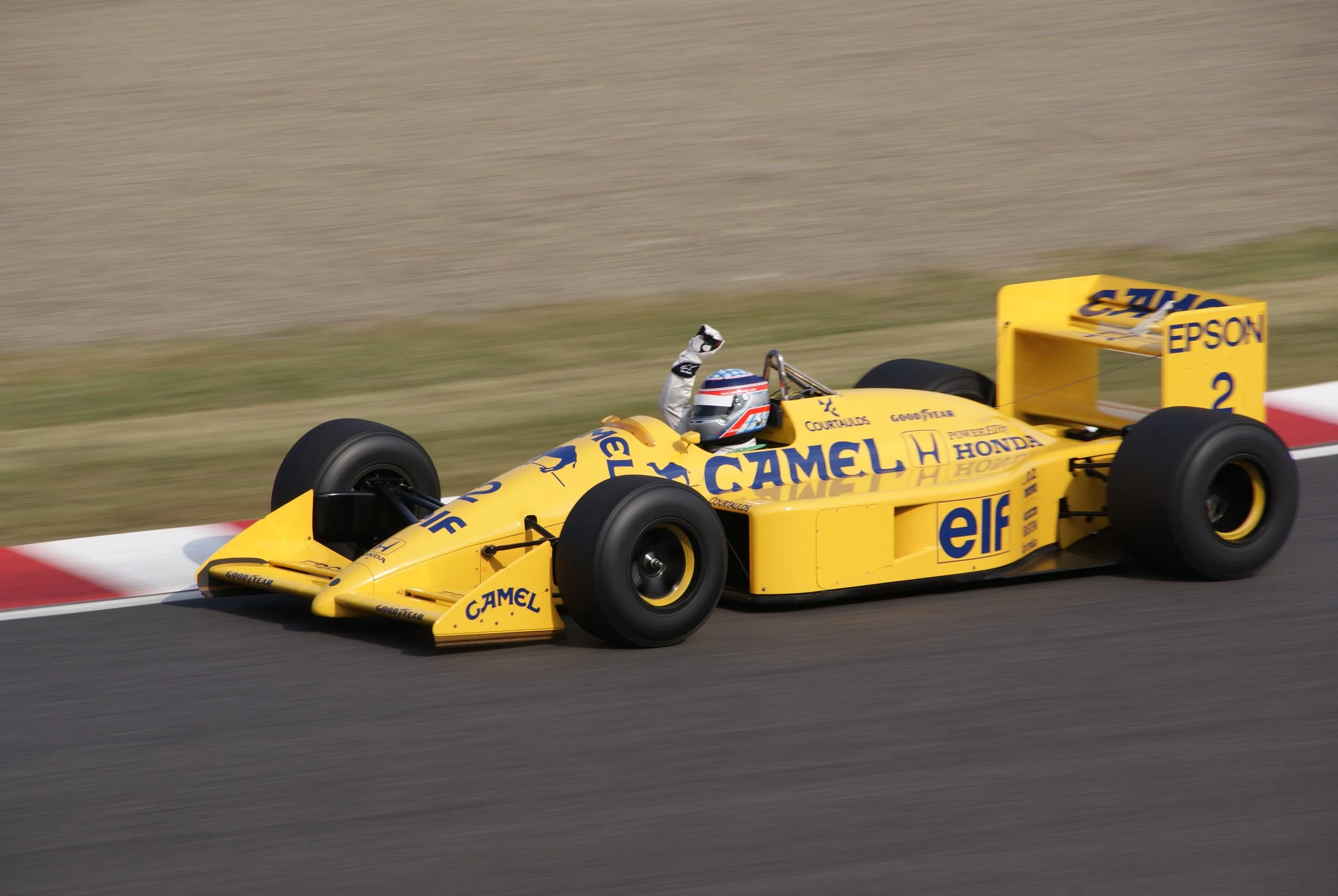 Sato_Lotus_100T_Suzuka_2010.jpg