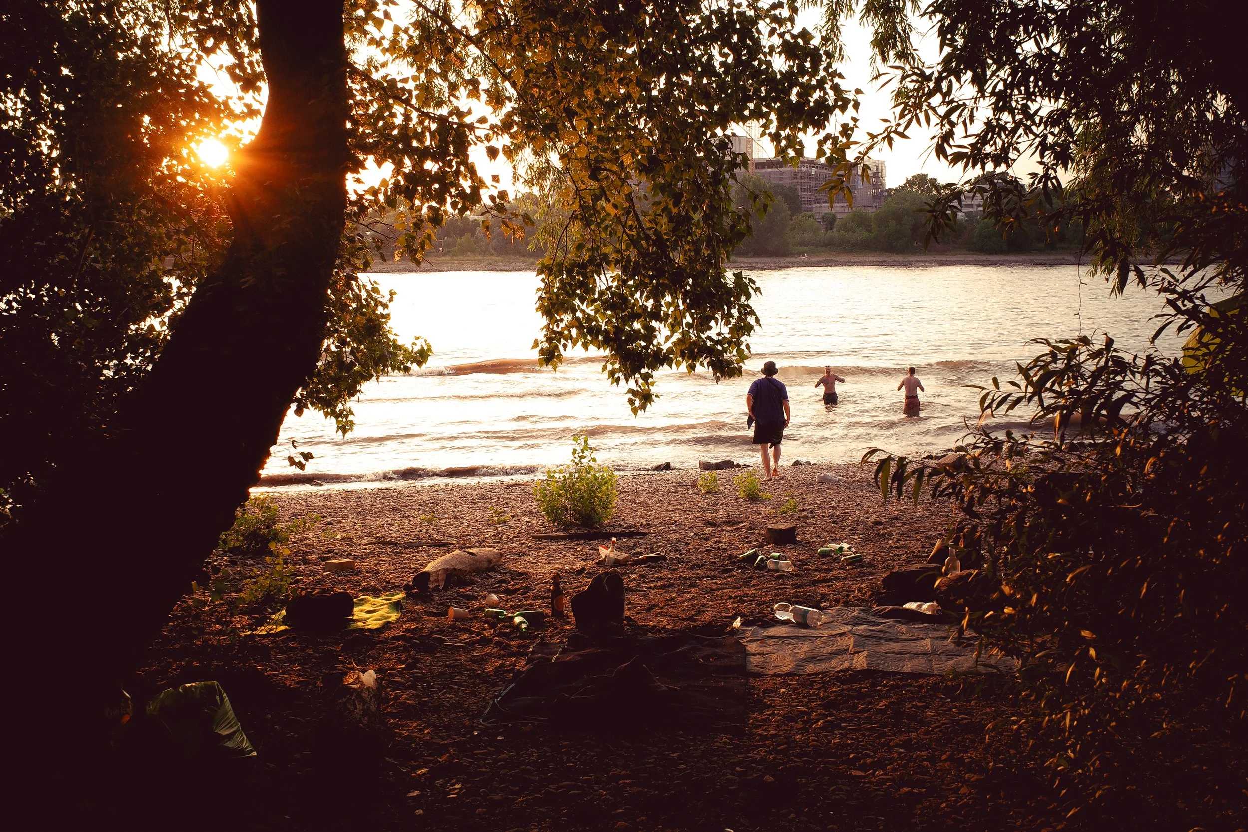 SMOKE_and_CHILL_Das_Community_BBQ_by_DÆNK_2.jpg