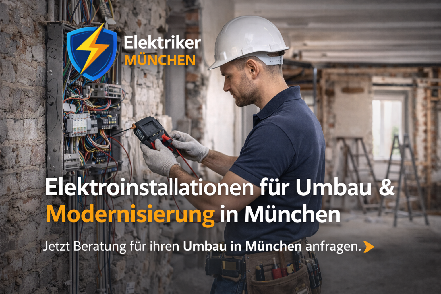 Elektriker bei Arbeit an einer Elektroinstallation in einem Haus unter Bau.