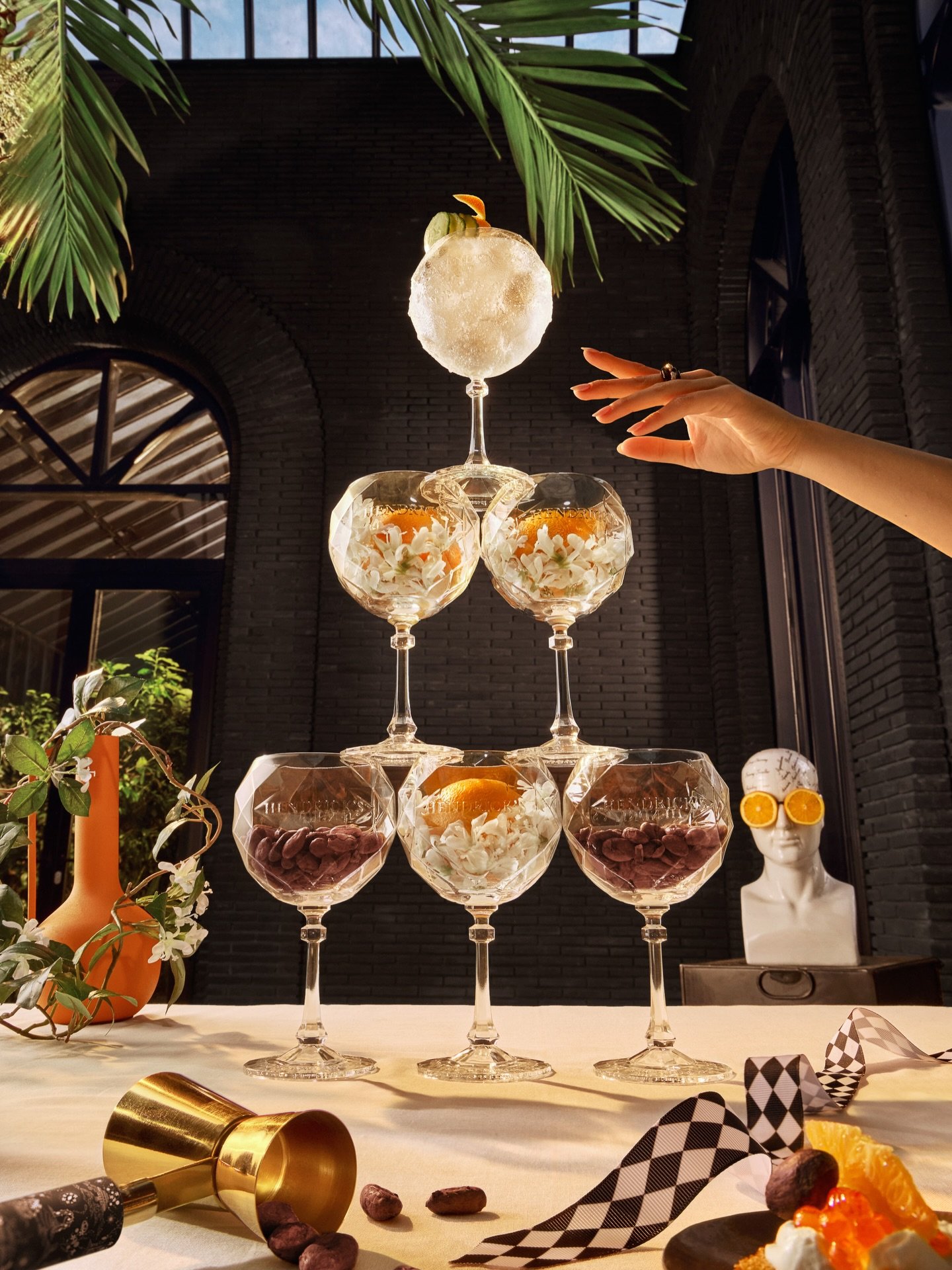 Delightfully surreal new work for @hendricksgin celebrating their brand new flavour ✨🍊Another Hendricks🍊✨

This was a BIG one: An international collaboration with an incredible team bringing it all to life. I directed and captured the stills while 