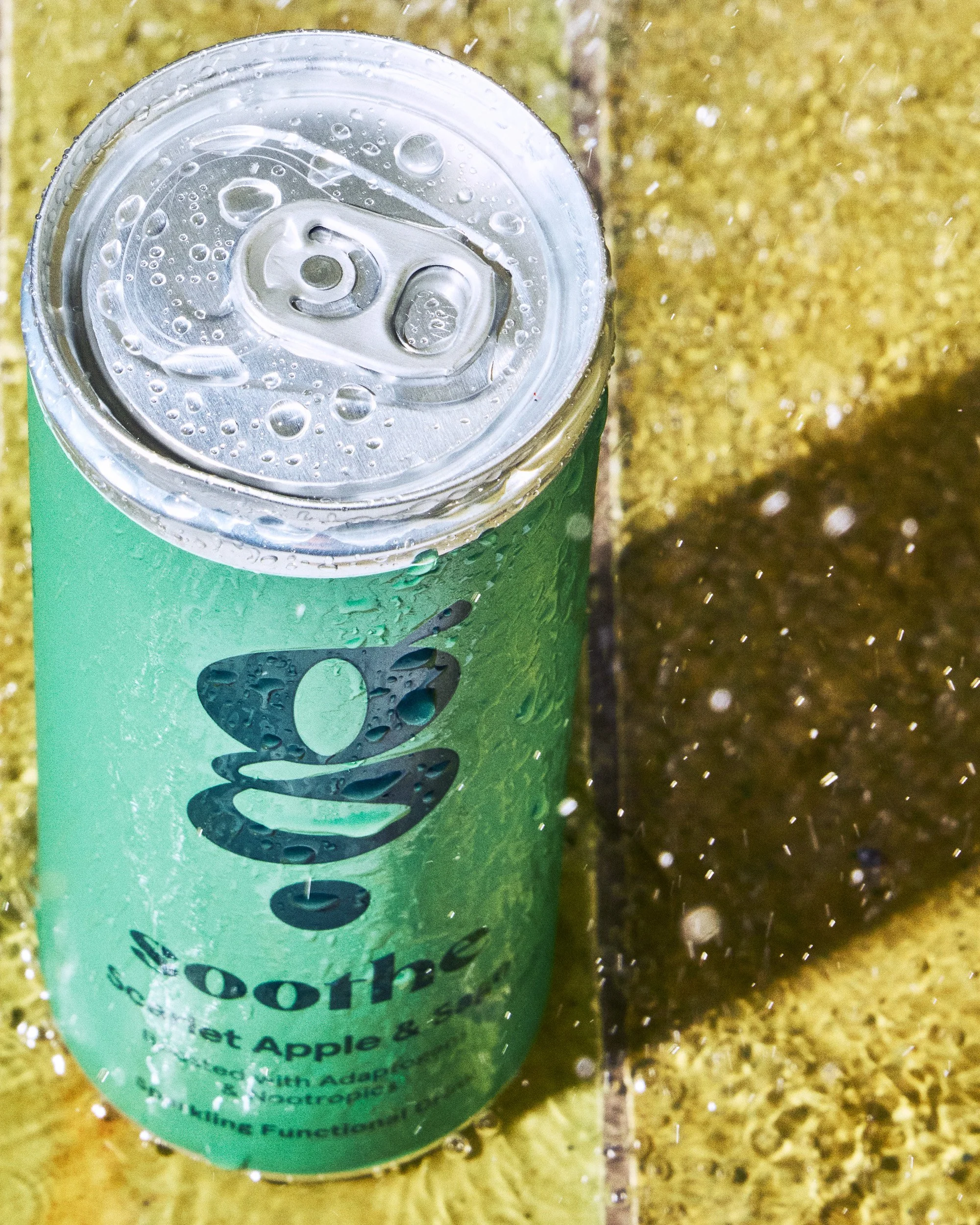 liquid splash product soft drink photography for social and brand use