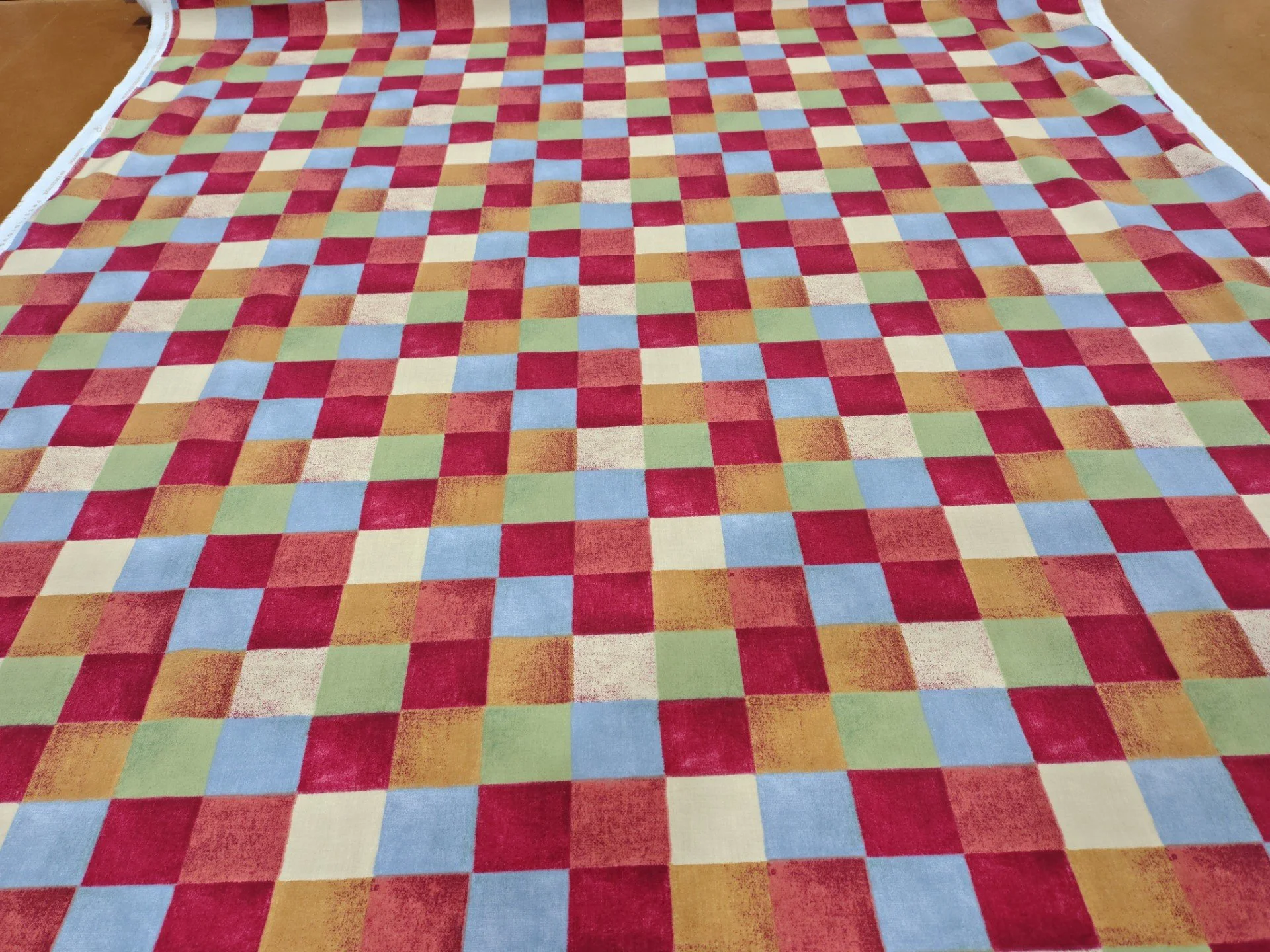 Prestigious Textiles - Hampton in Chintz