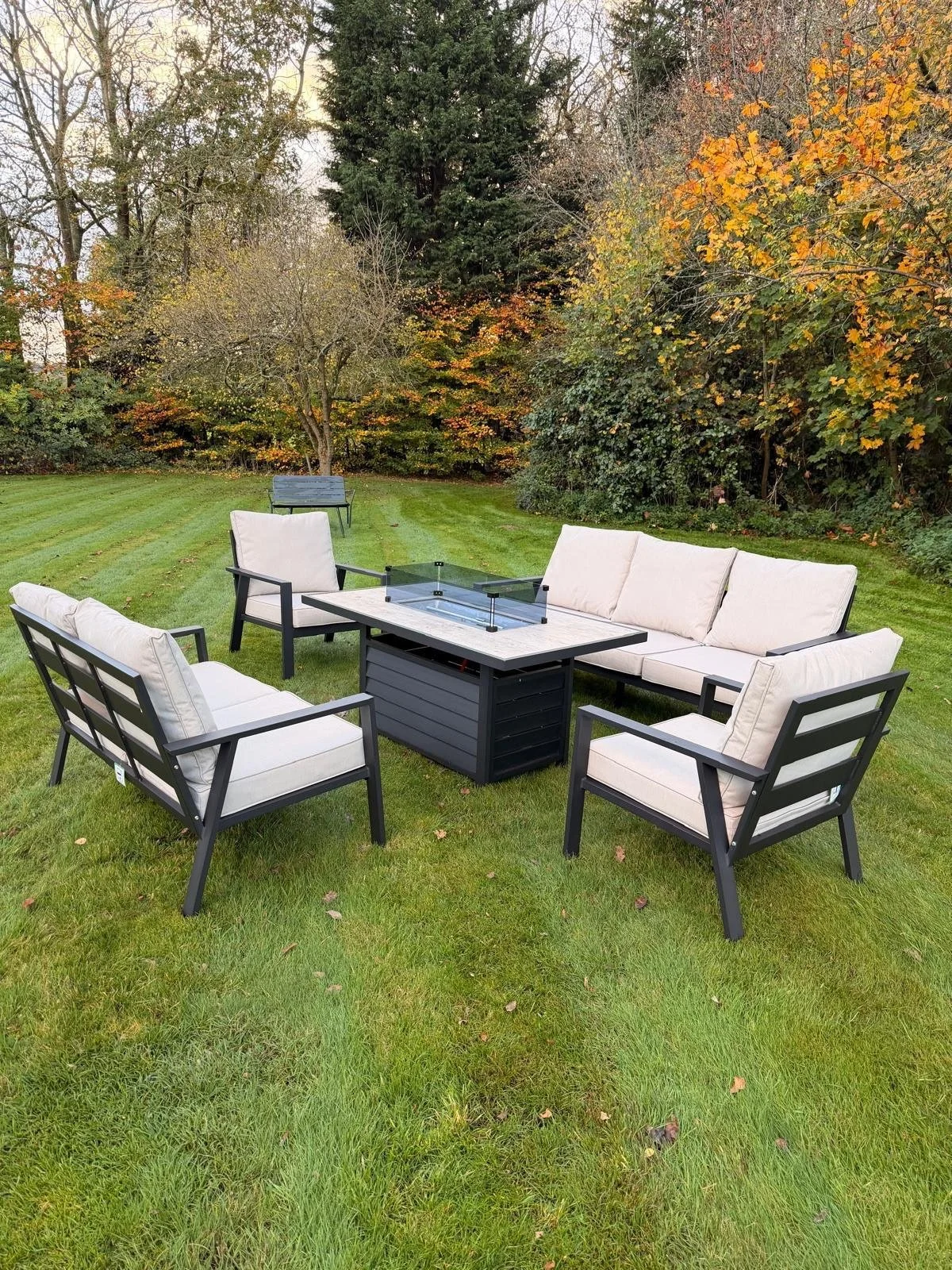 7 Seater Garden Set in Black Aluminium Frame with Beige Cushions