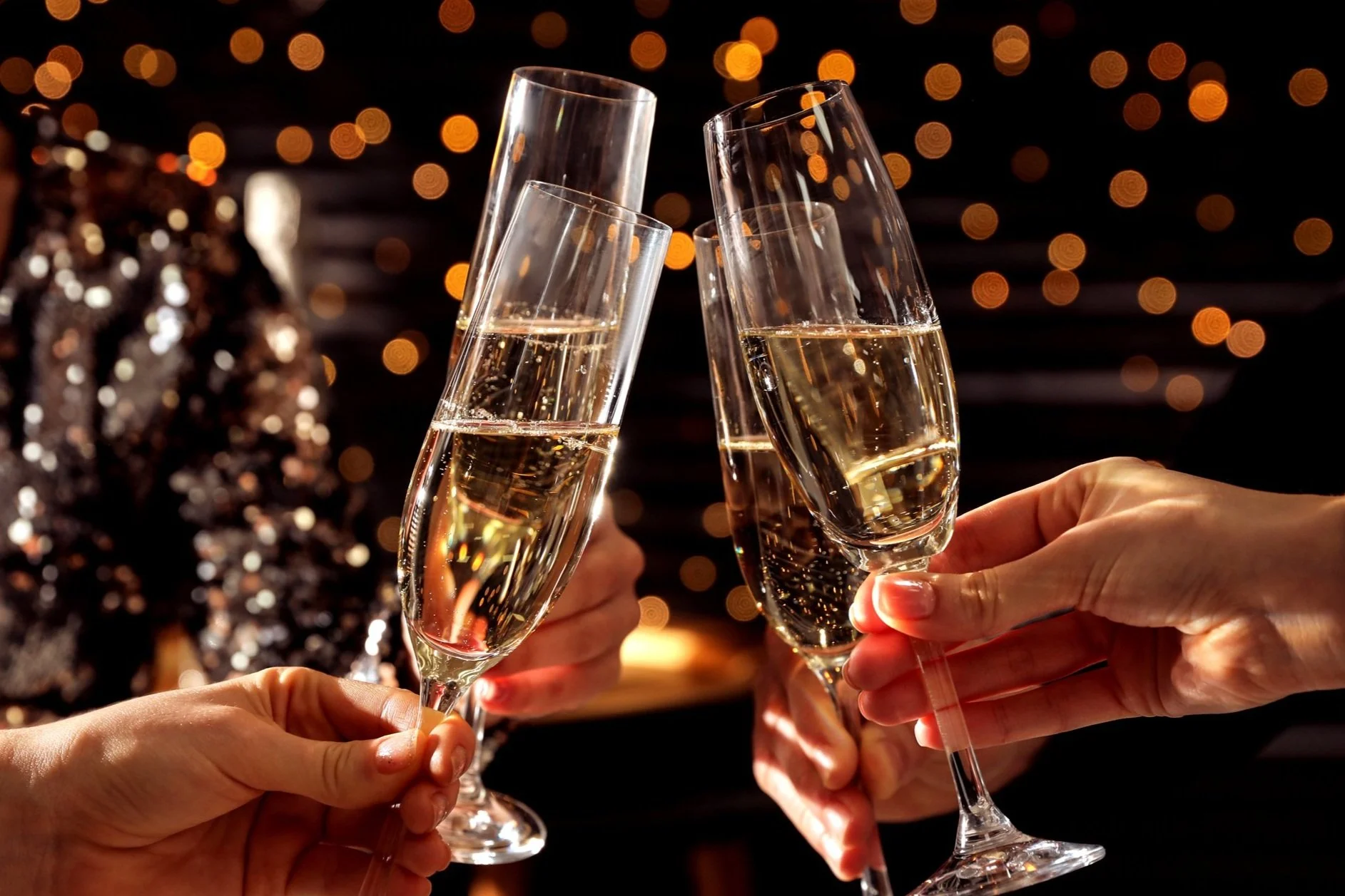 BOOZY BOTTOMLESS BRUNCH