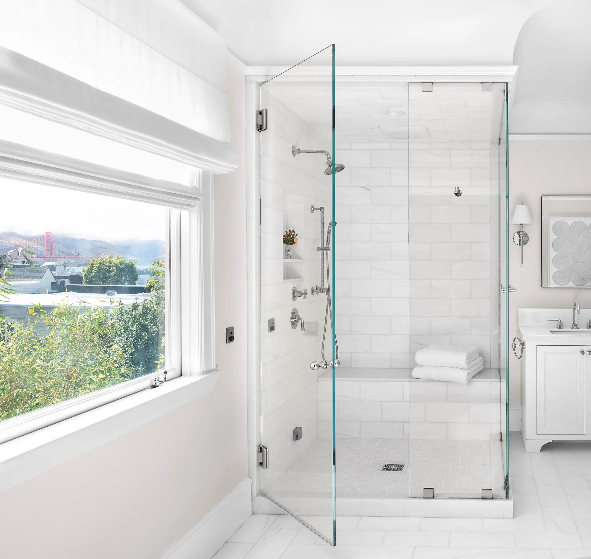 pacific-heights-san-francisco-golden-gate-shower.jpg