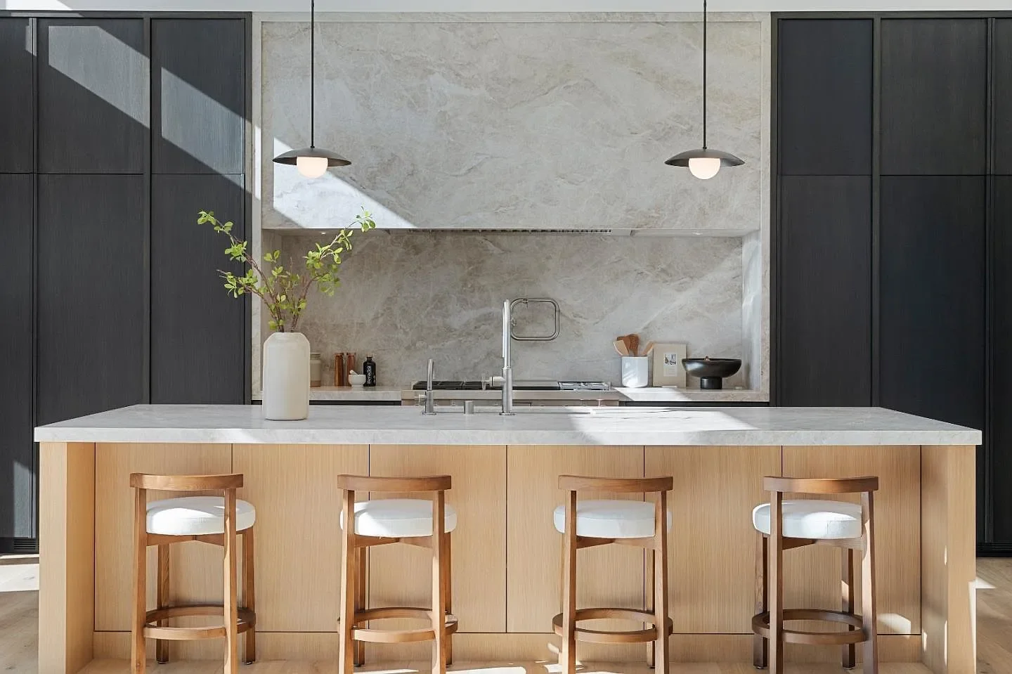 Kitchen island.webp