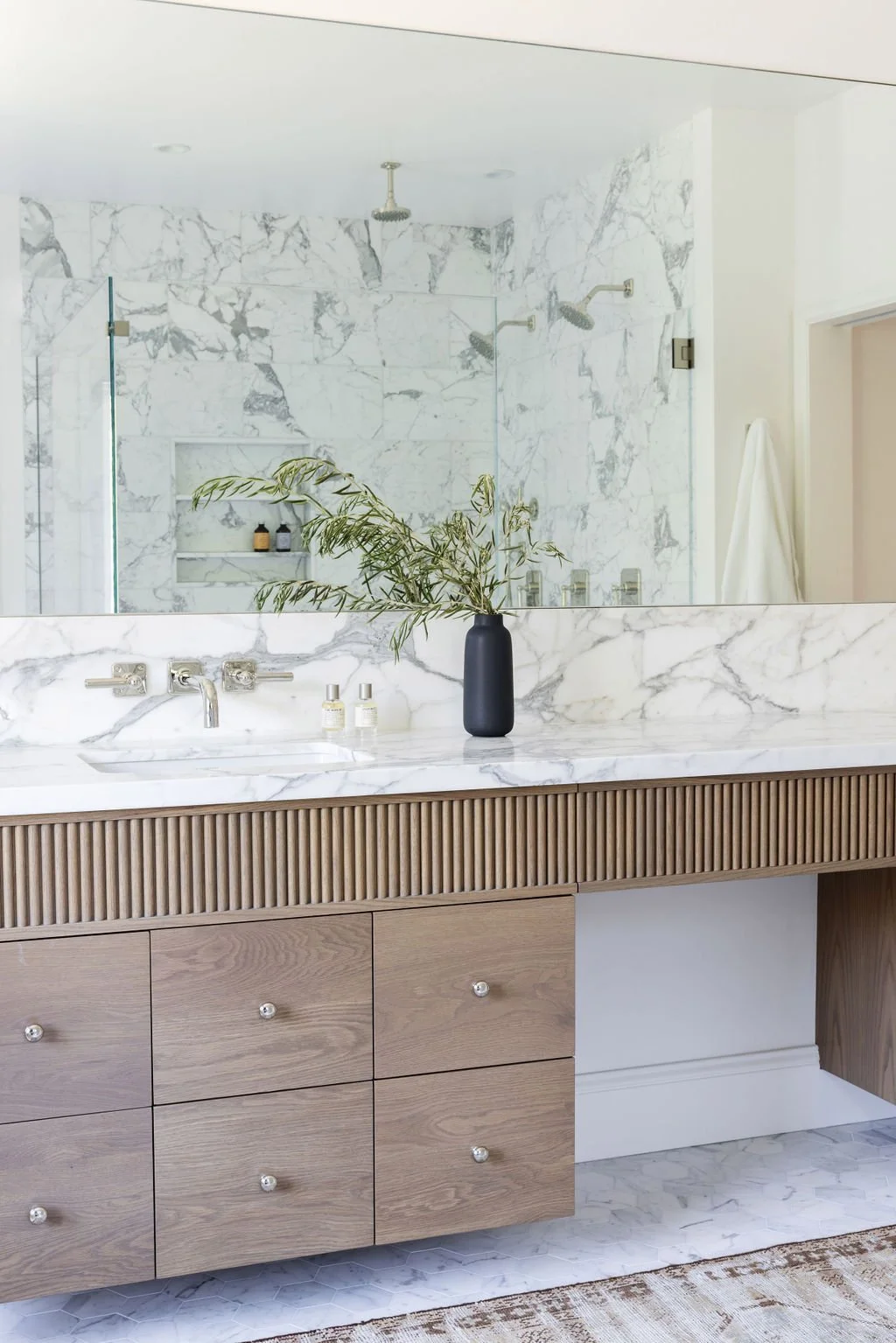 Oak_bath_vanity.jpg