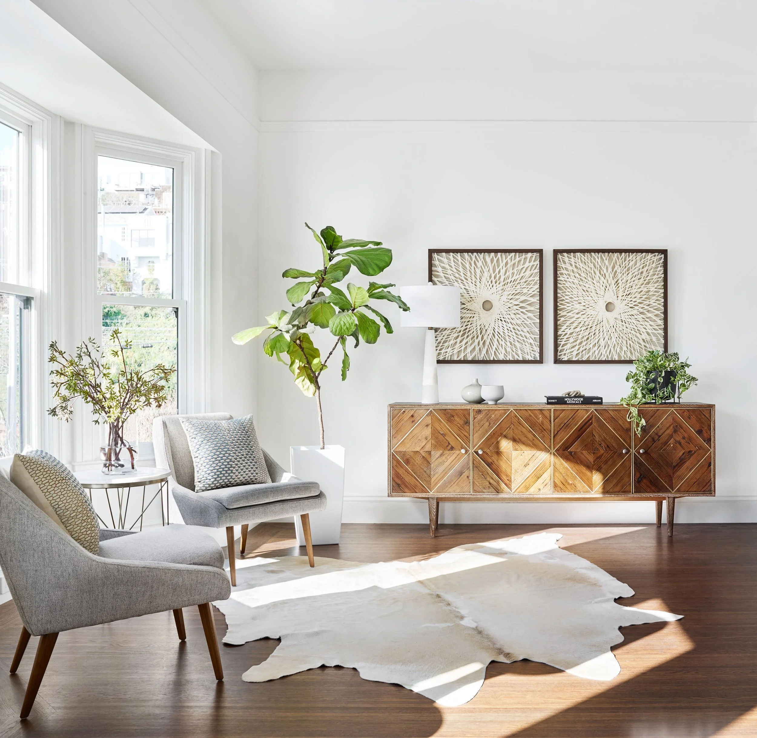 Living_room_furniture.jpg