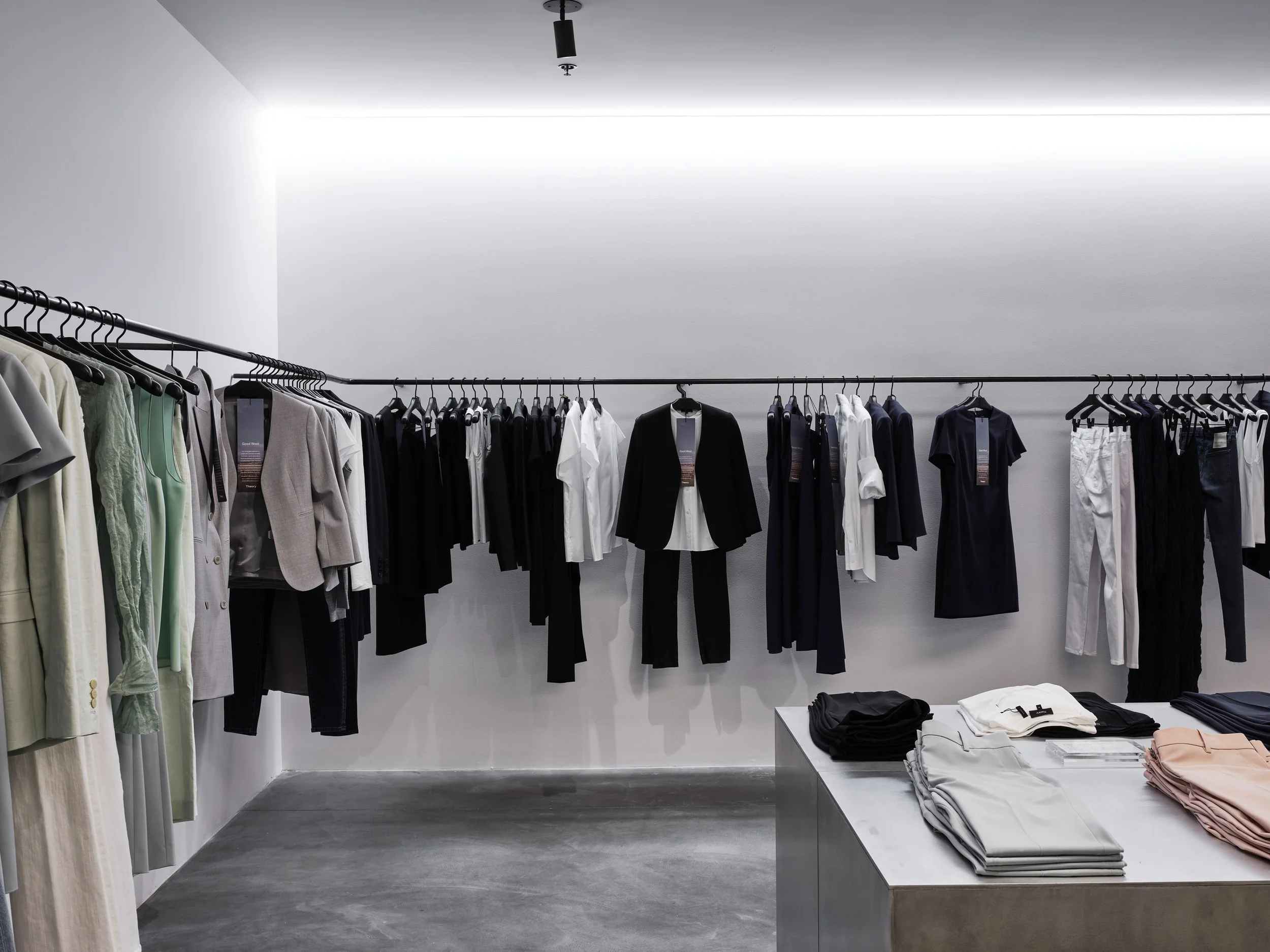 Theory_55Geary_8091.jpg