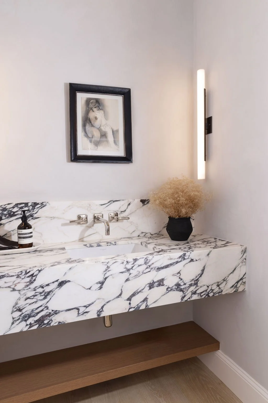 Powder_room_stone.jpg
