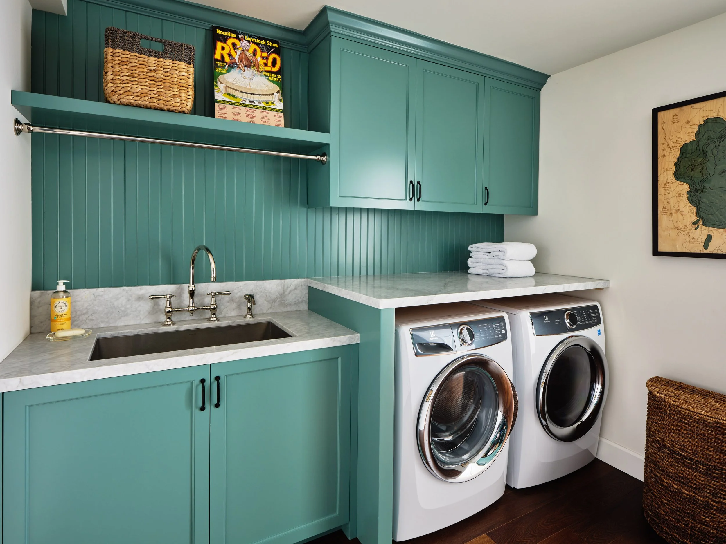 Lone_Mountain_laundry.jpg