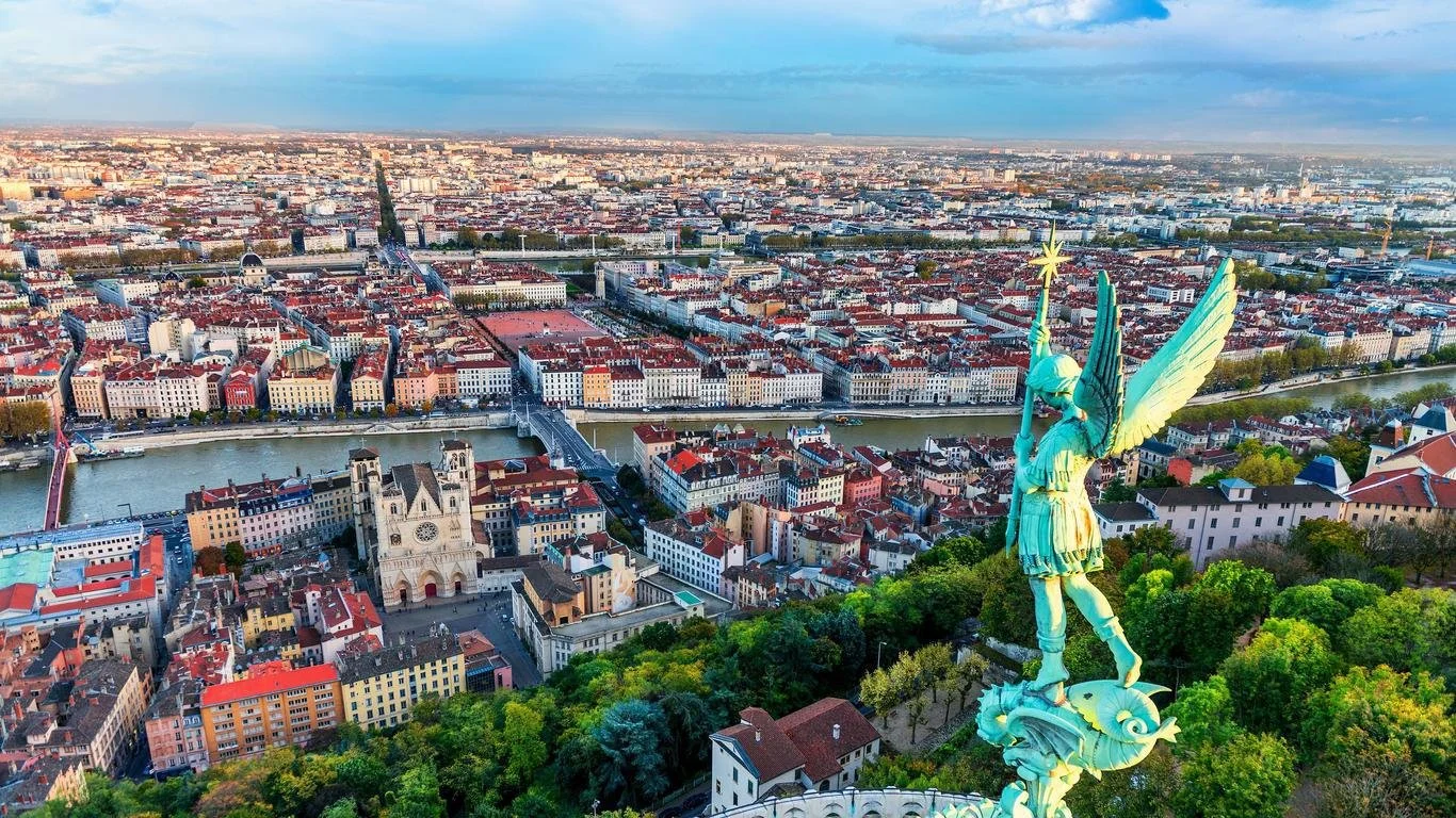 Daily life in Lyon (Price per hours)