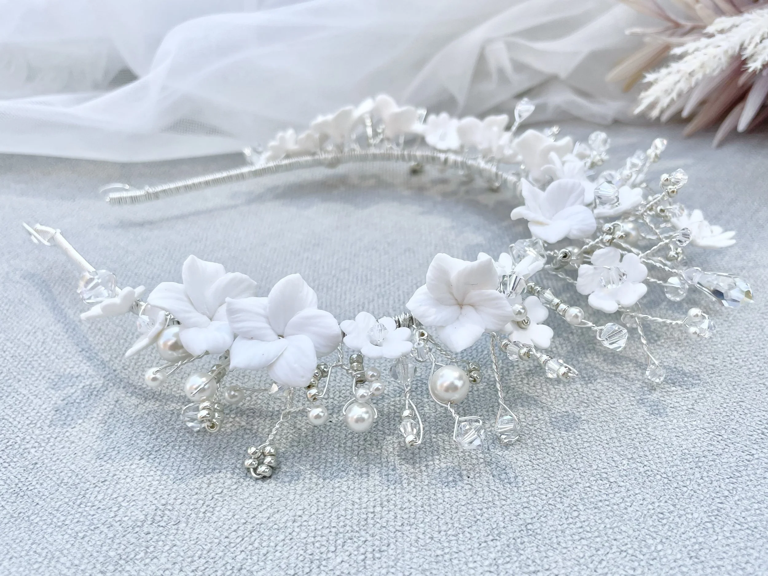 Modern bridal hair accessory with sculpted details and pearls by Jen Gilbert