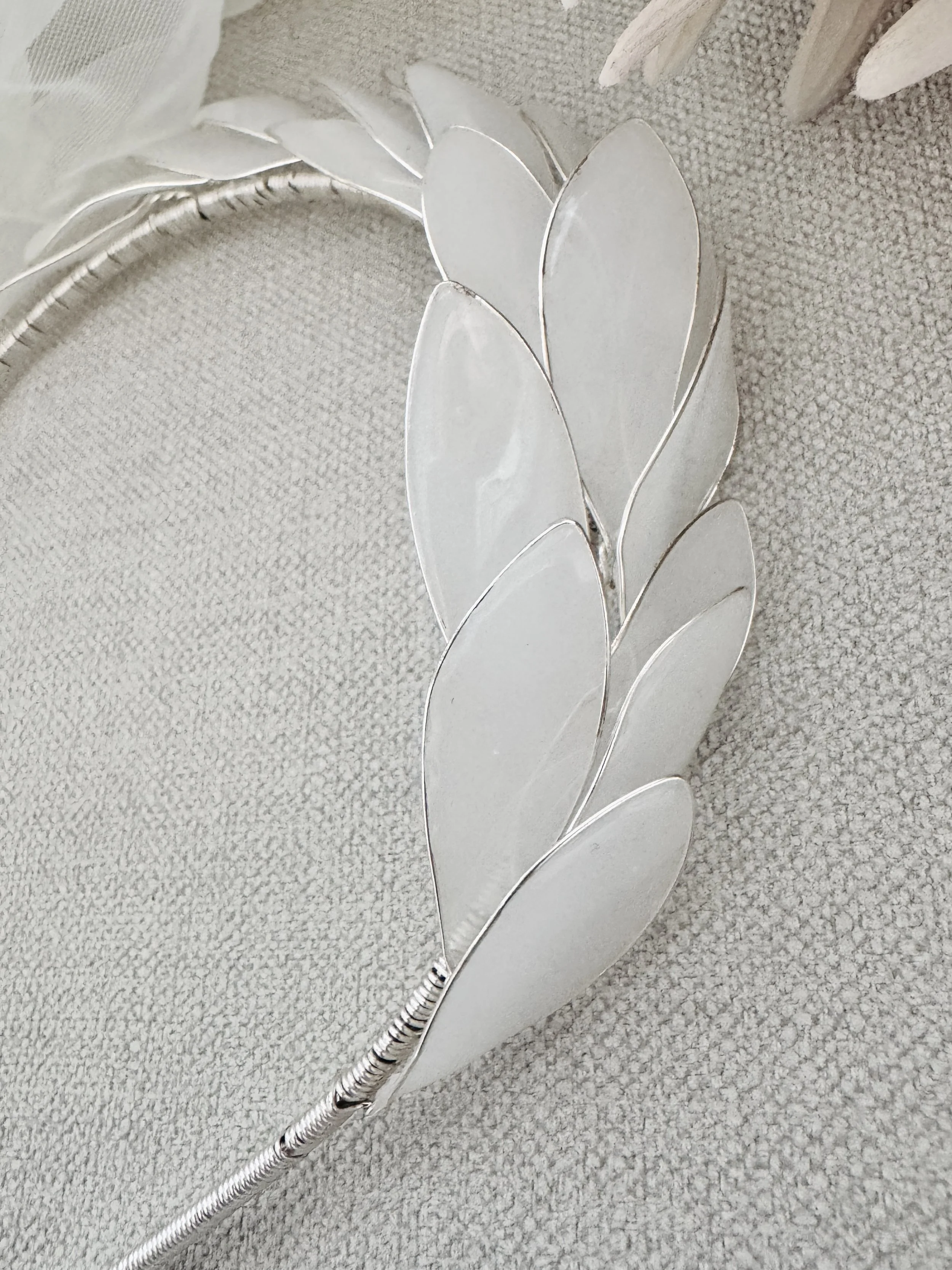 Modern bridal hair accessory with sculpted details and pearls by Jen Gilbert