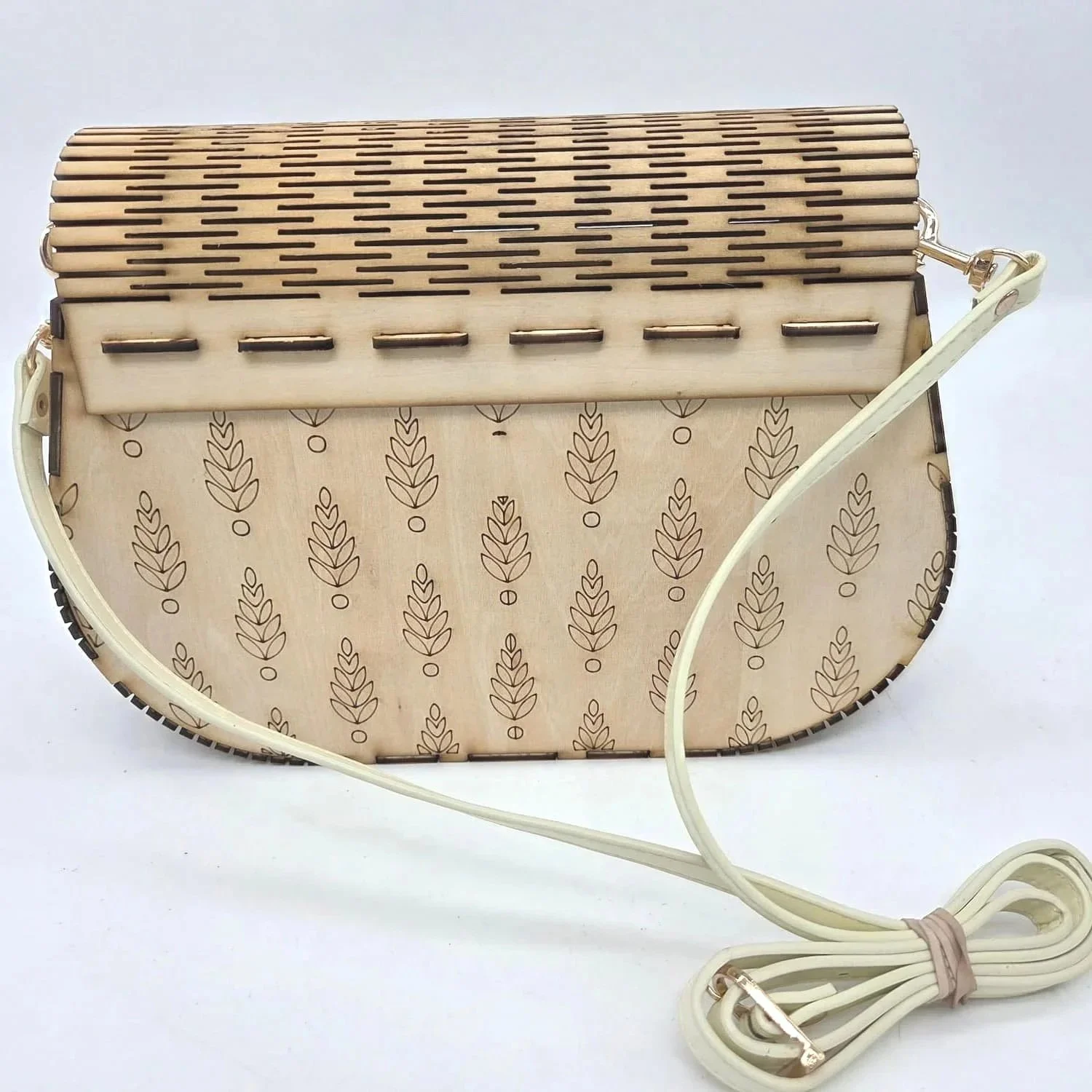 laser-cut-wooden-purse-basswood-3.jpg