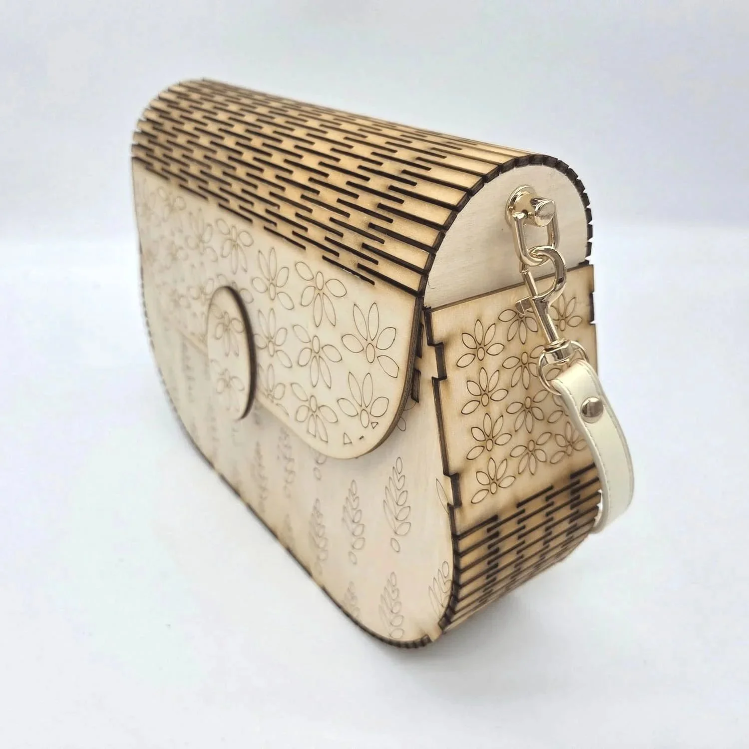 laser-cut-wooden-purse-basswood-2.jpg