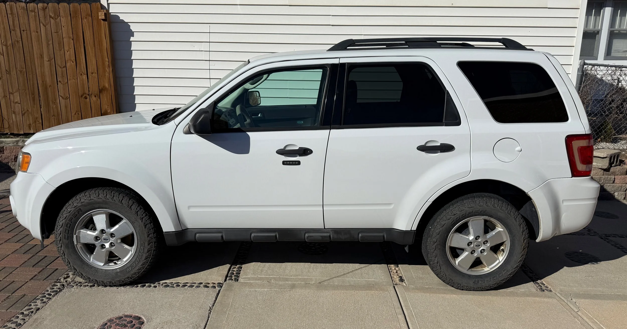 2011 Ford Escape XLT White