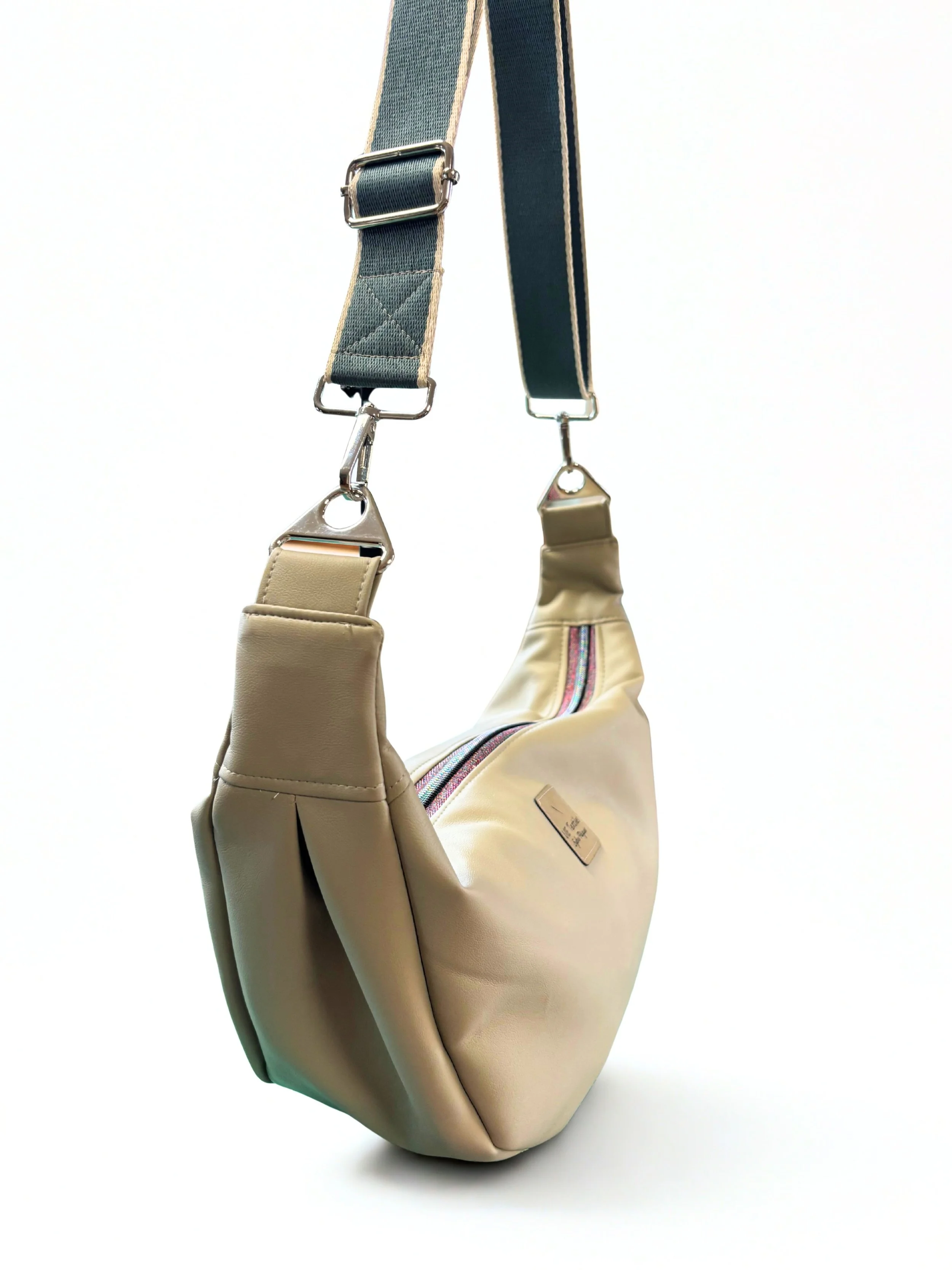 Sac Demi-Lune en Vinyle Chic