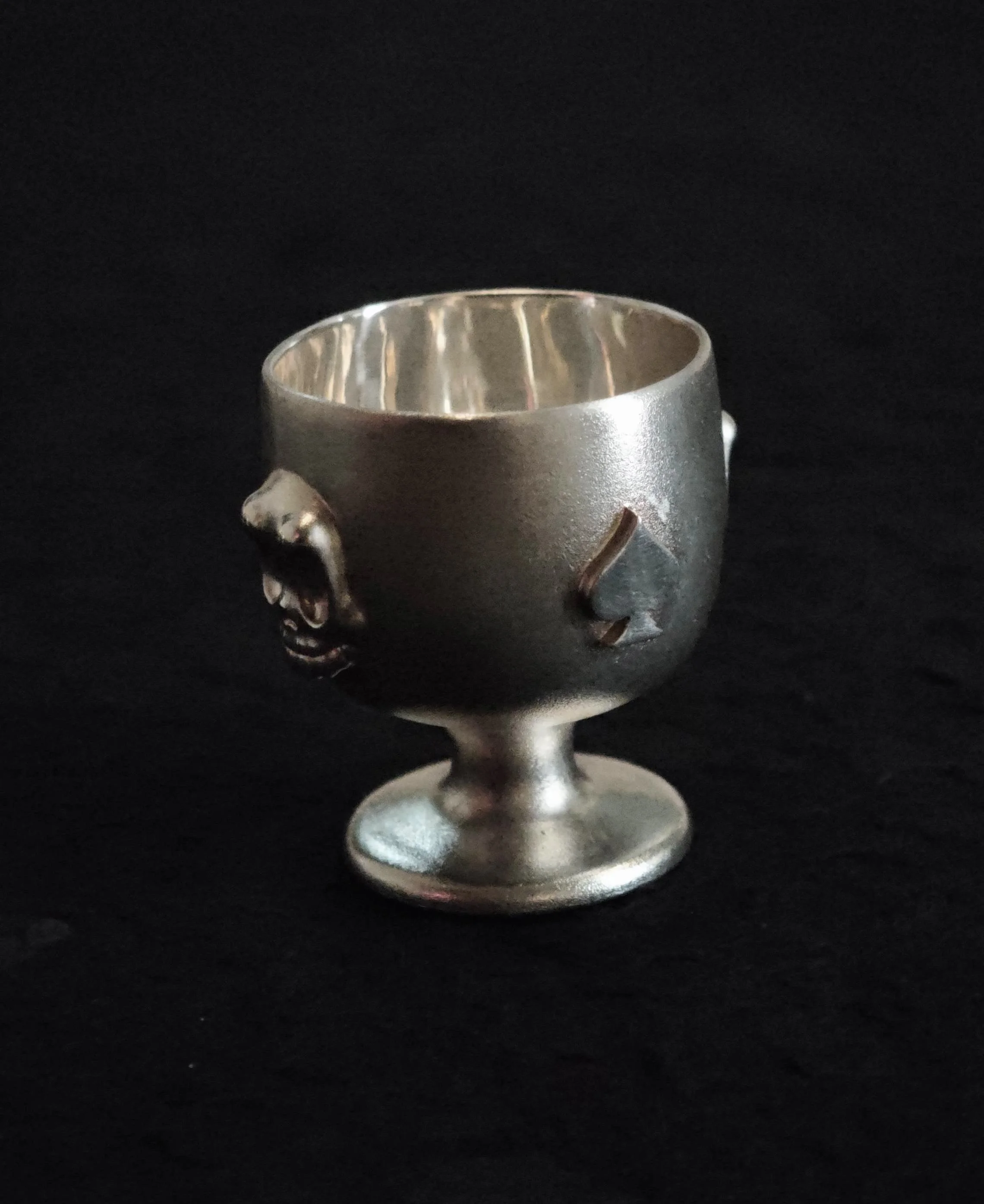 Xia Penghao BONE BUD SPADE CUP - Standing on table showing spade symbol relief
