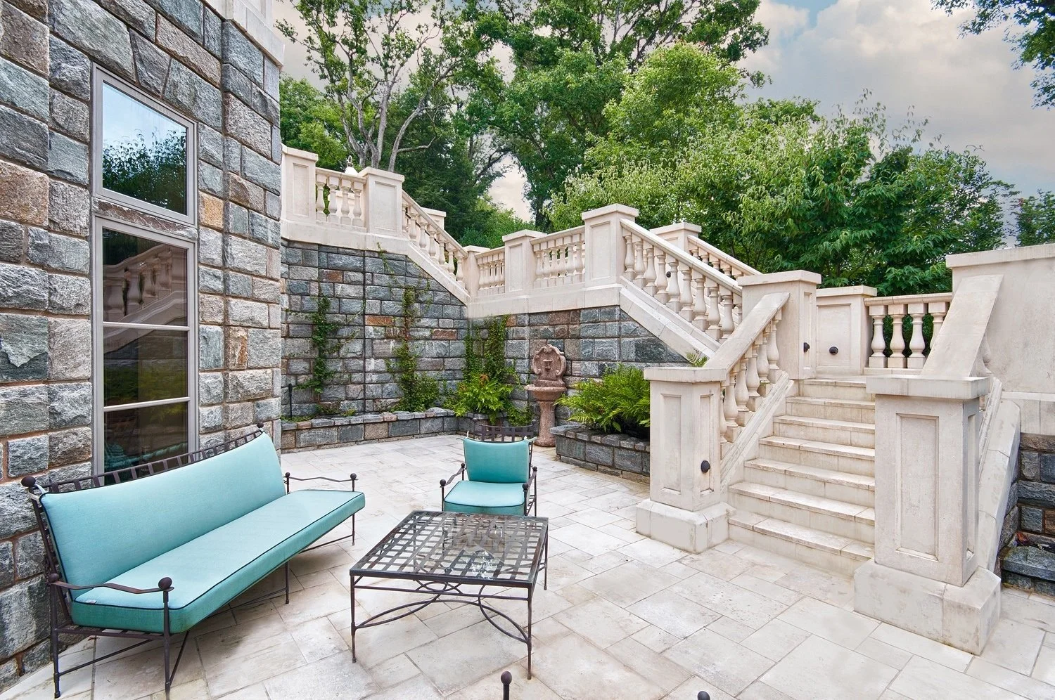 Lecce Beige Balustrade & Stairs Rear.jpg